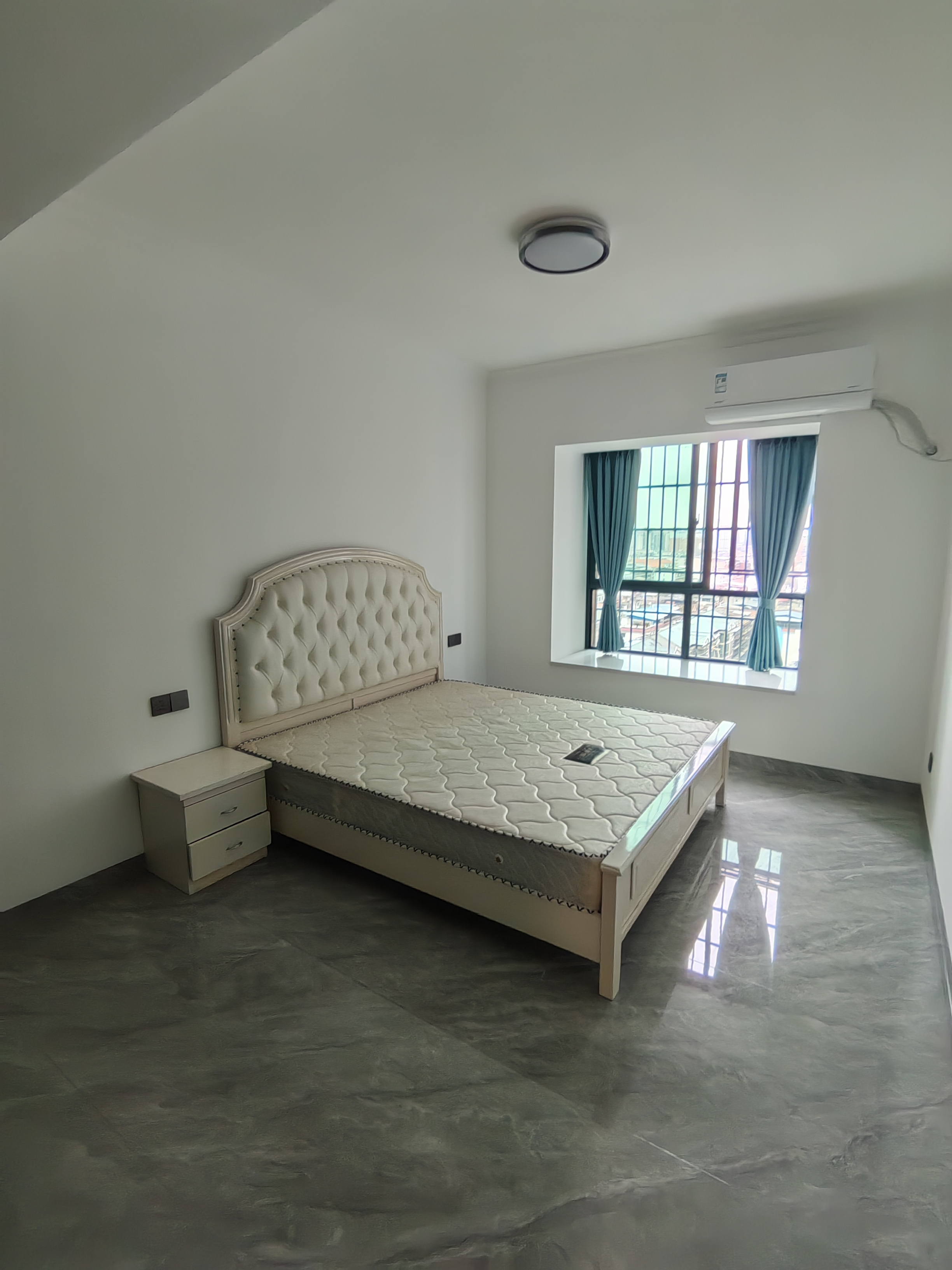 长湖新村 3室2厅1卫 2480.00元/月 长湖新村 3室2厅1卫 2480.00元/月室内图