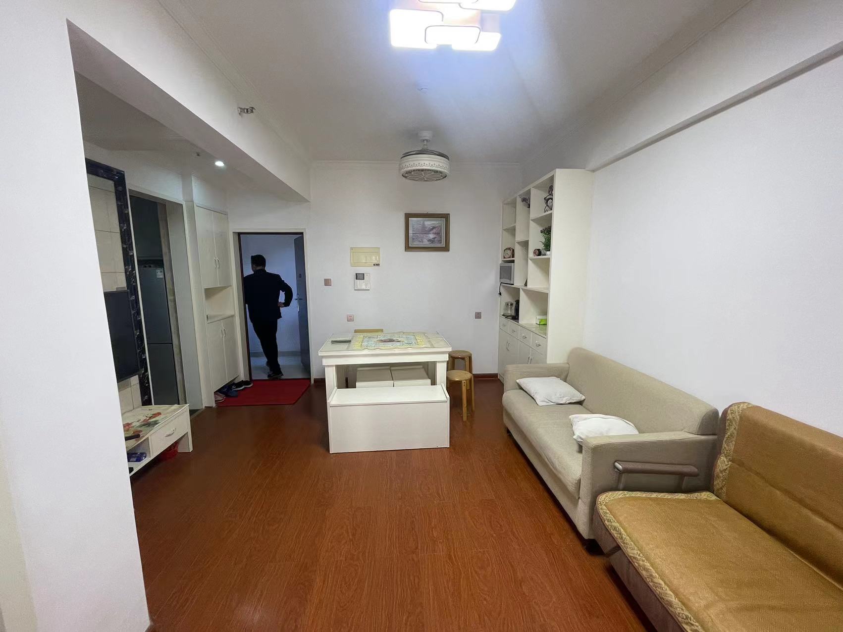 中建御山和苑 1室1厅1卫 35.0万 中建御山和苑 1室1厅1卫 35.0万室内图