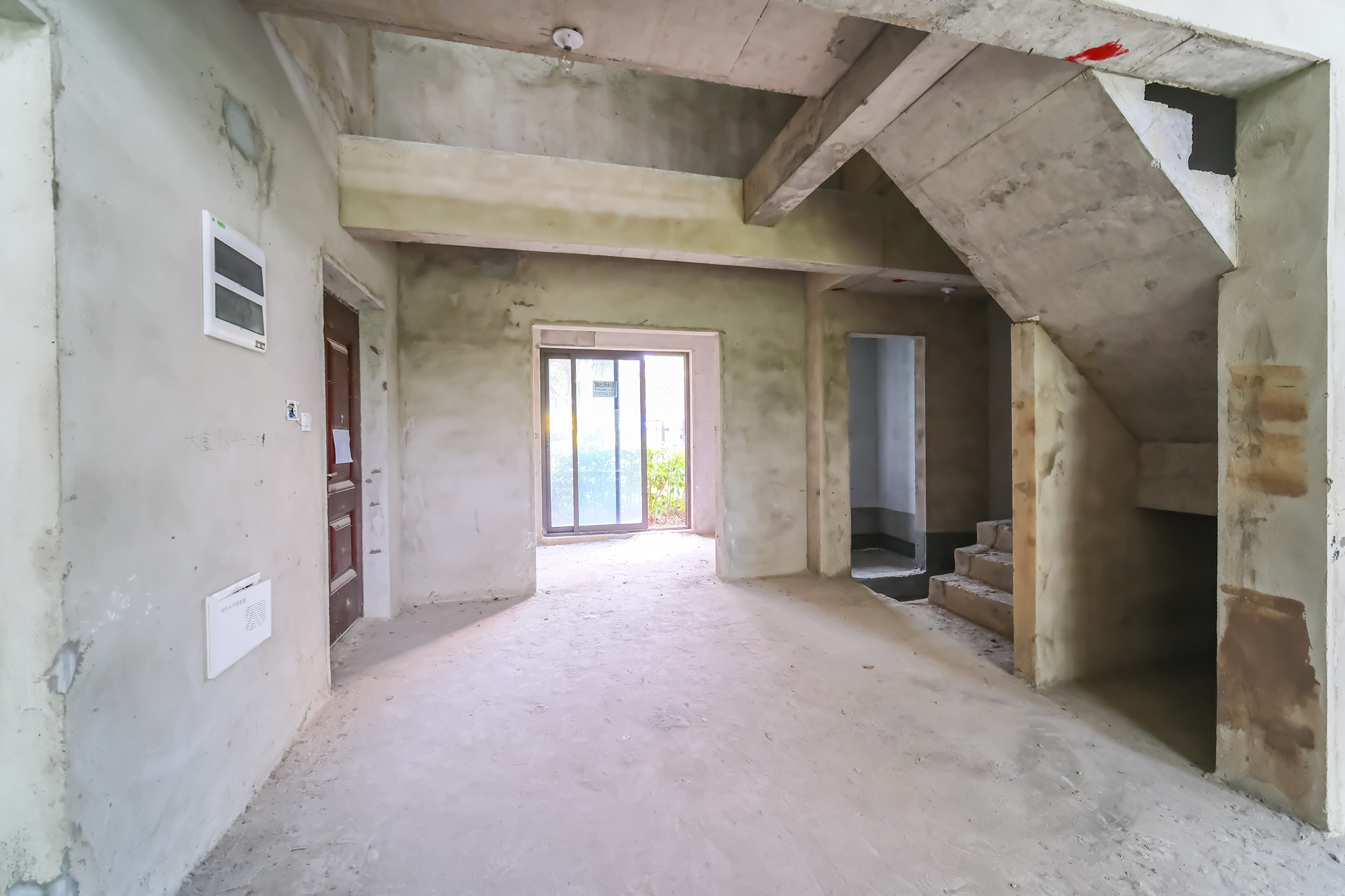 合能枫丹新里  5室2厅2卫    155.0万 合能枫丹新里  5室2厅2卫    155.0万其他