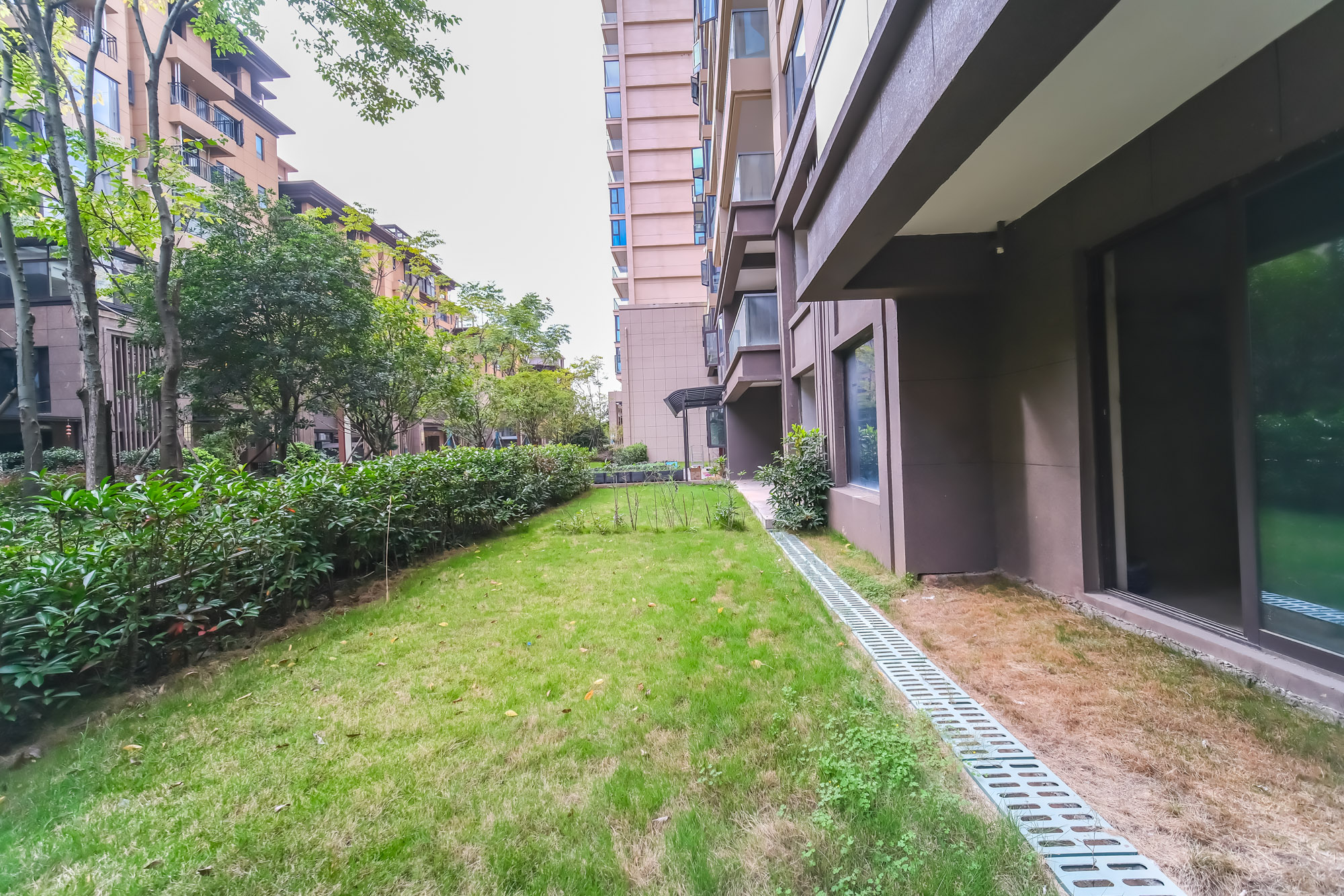 合能枫丹新里  5室2厅2卫    155.0万 合能枫丹新里  5室2厅2卫    155.0万其他