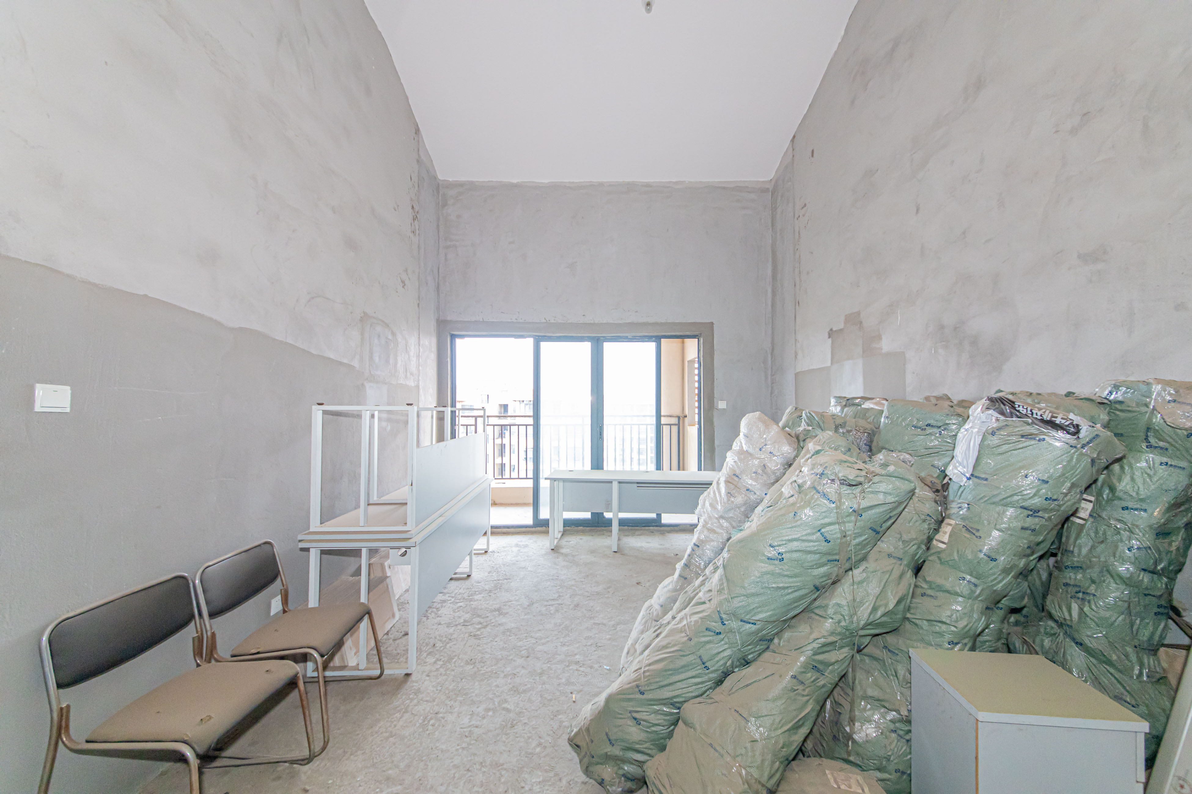 中建芙蓉嘉苑  3室2厅1卫    129.0万客厅