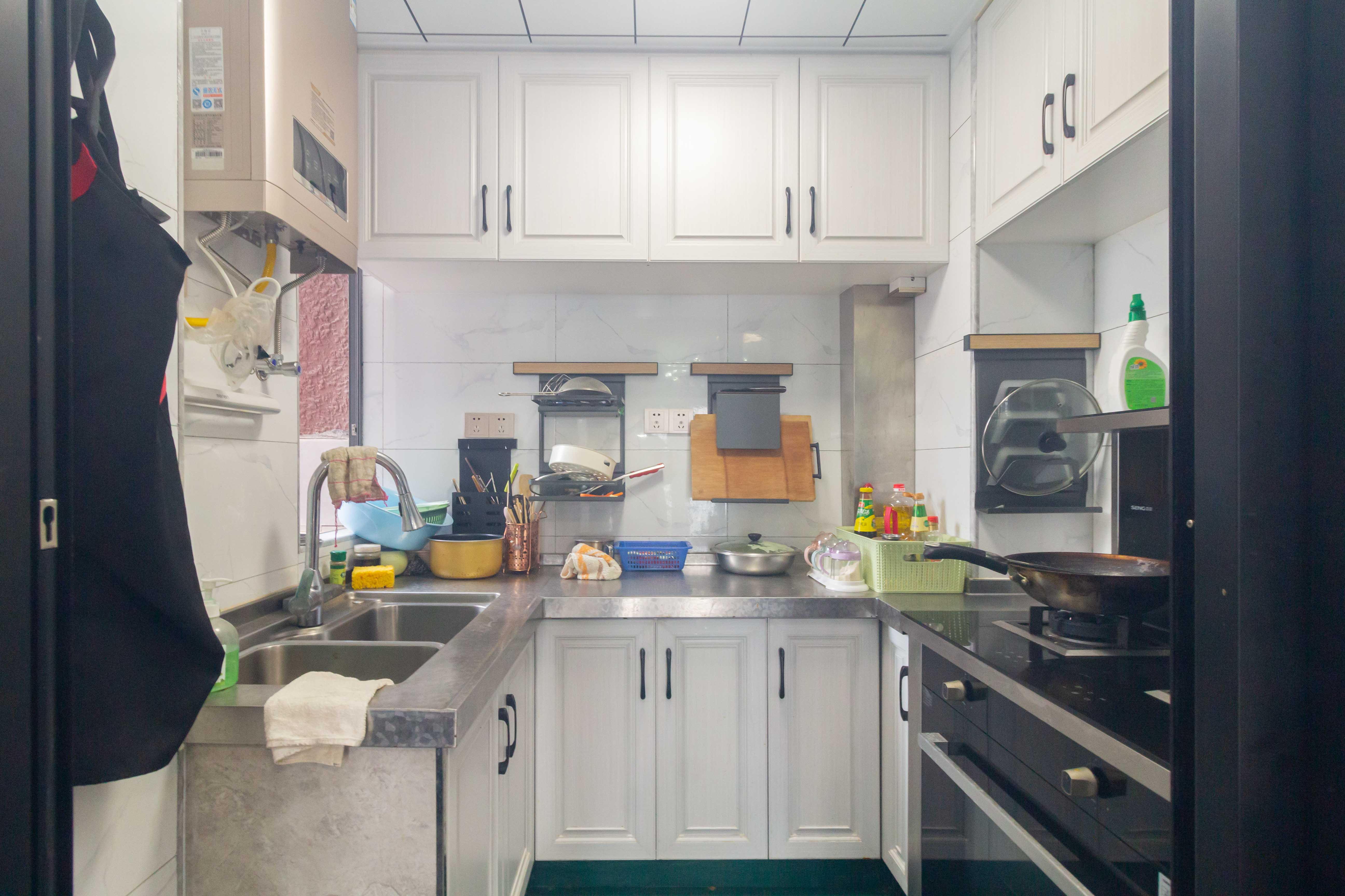 海德公园 3室2厅1卫 78.0万 海德公园 3室2厅1卫 78.0万厨房