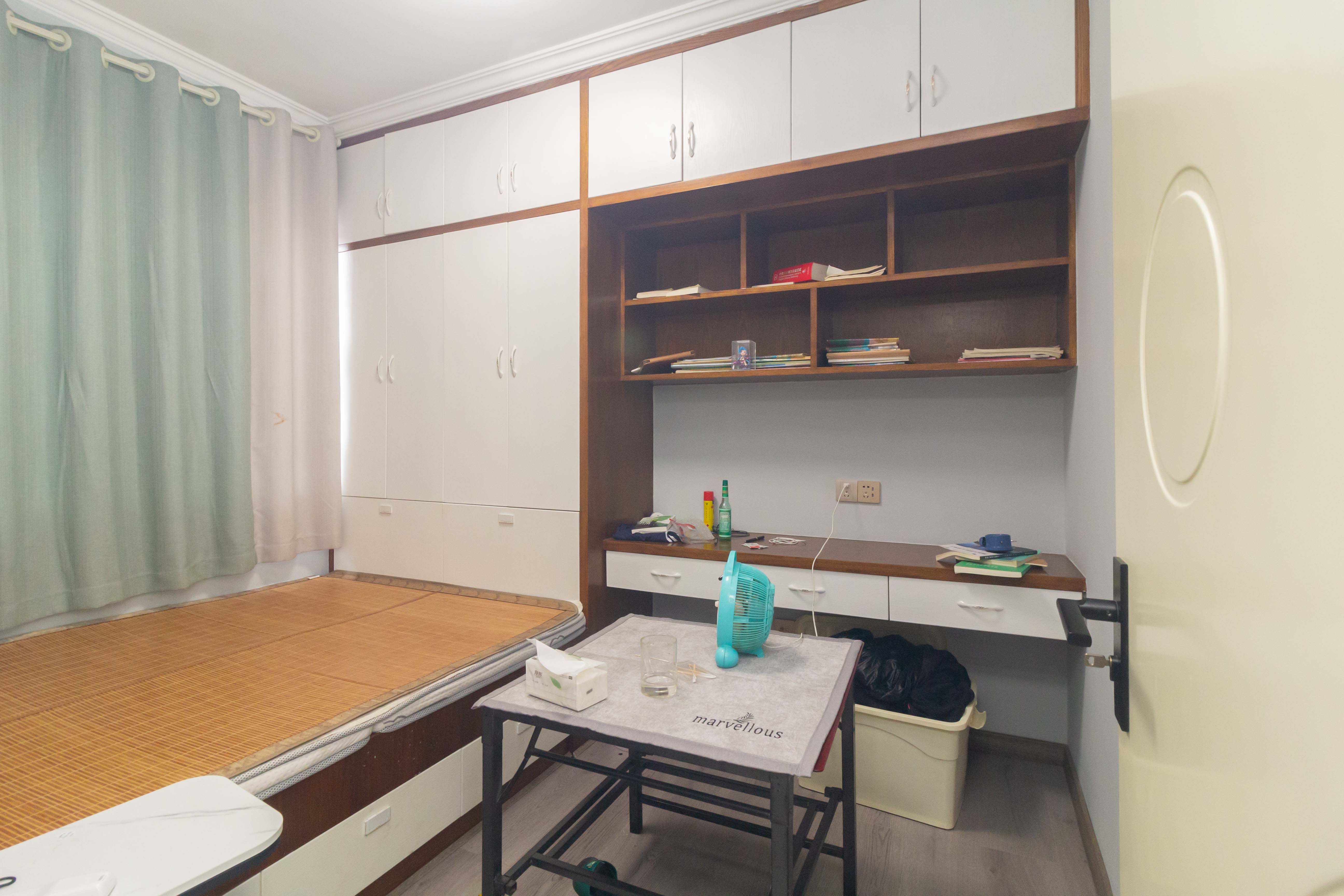 海德公园 3室2厅1卫 78.0万 海德公园 3室2厅1卫 78.0万卧室