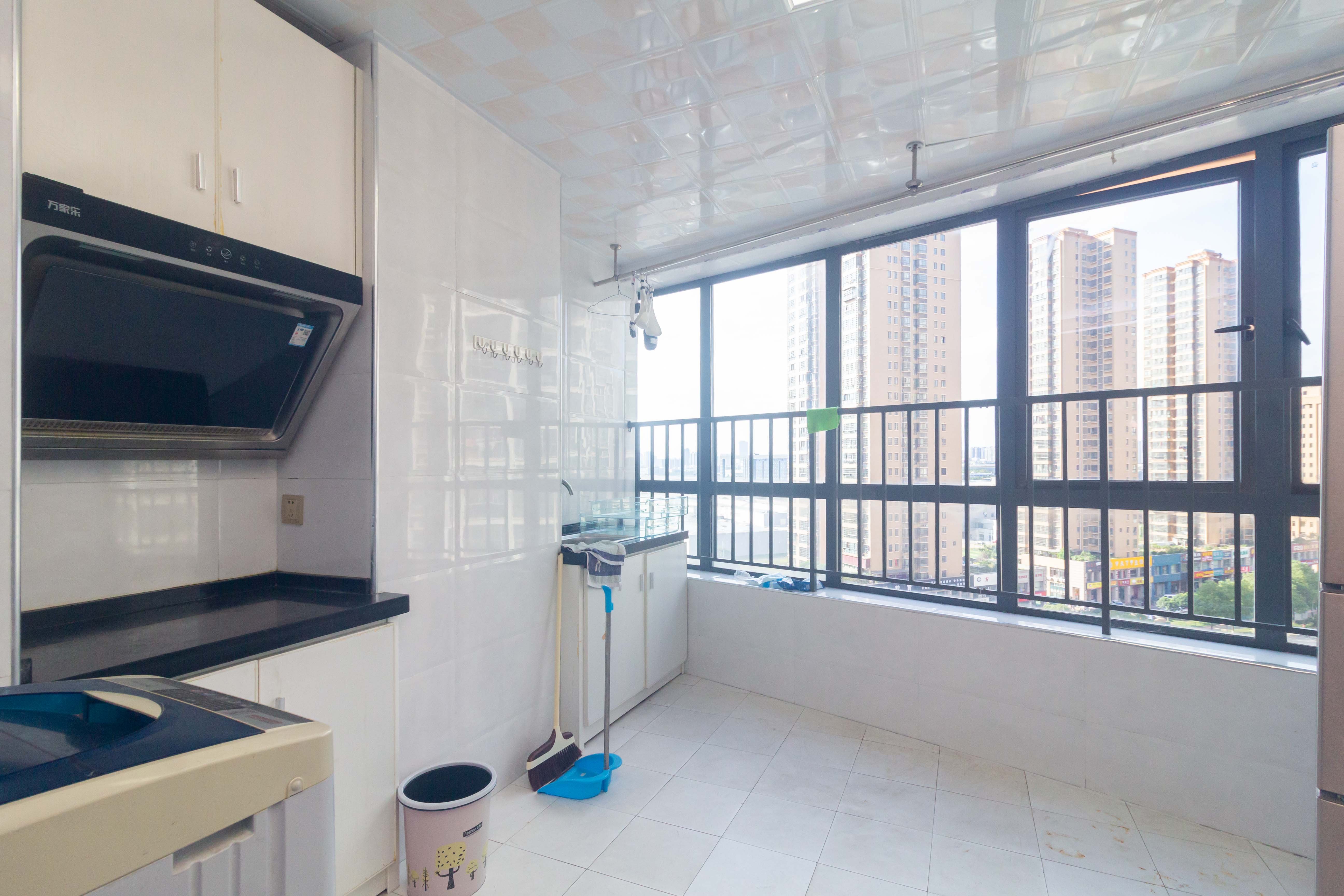 海德公园  1室1厅1卫    25.98万厨房