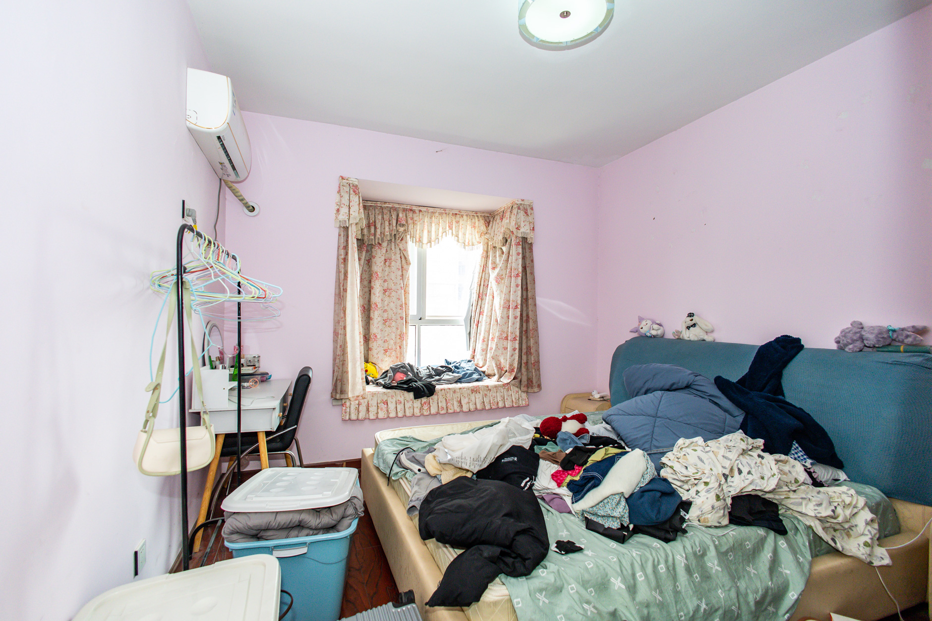 紫晶城 2室2厅1卫 60.0万 紫晶城 2室2厅1卫 60.0万卧室