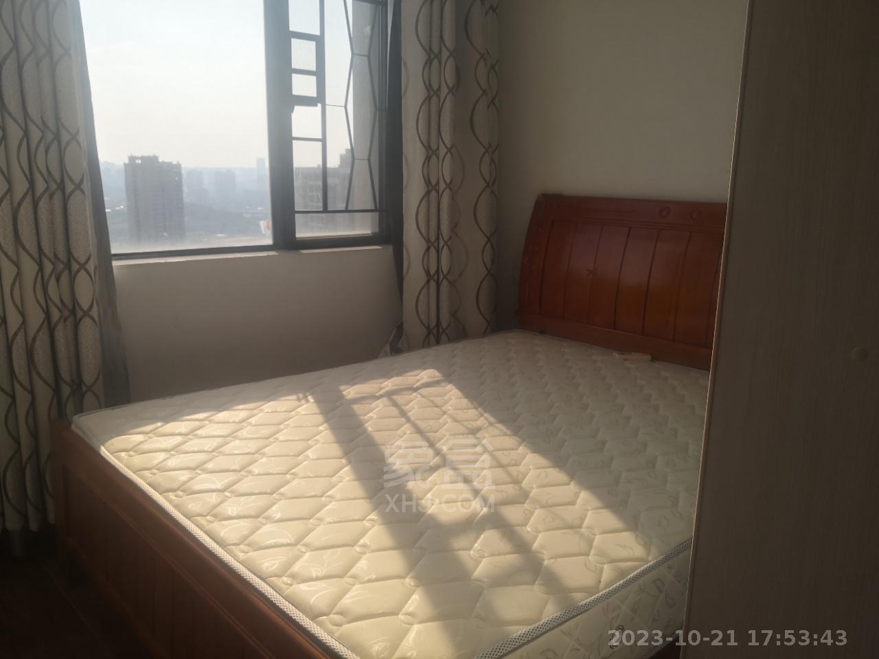 东方时代广场  2室2厅1卫   1600.00元/月室内图