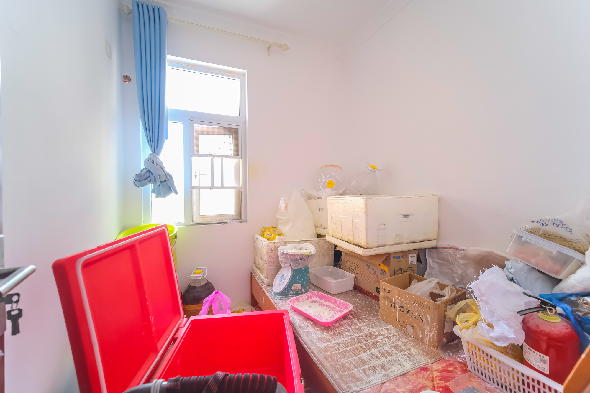 和悦城(蟠龙景苑)  3室2厅1卫    71.8万卧室