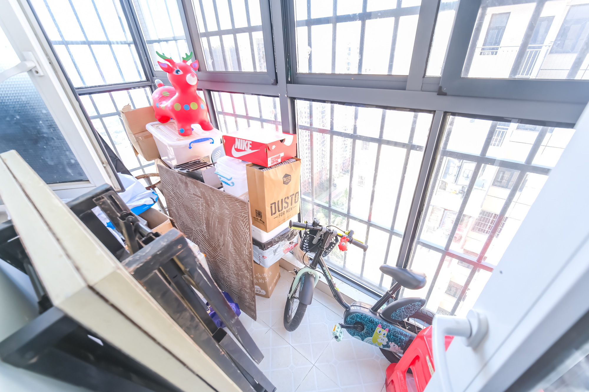 和悦城(蟠龙景苑)  3室2厅1卫    71.8万阳台