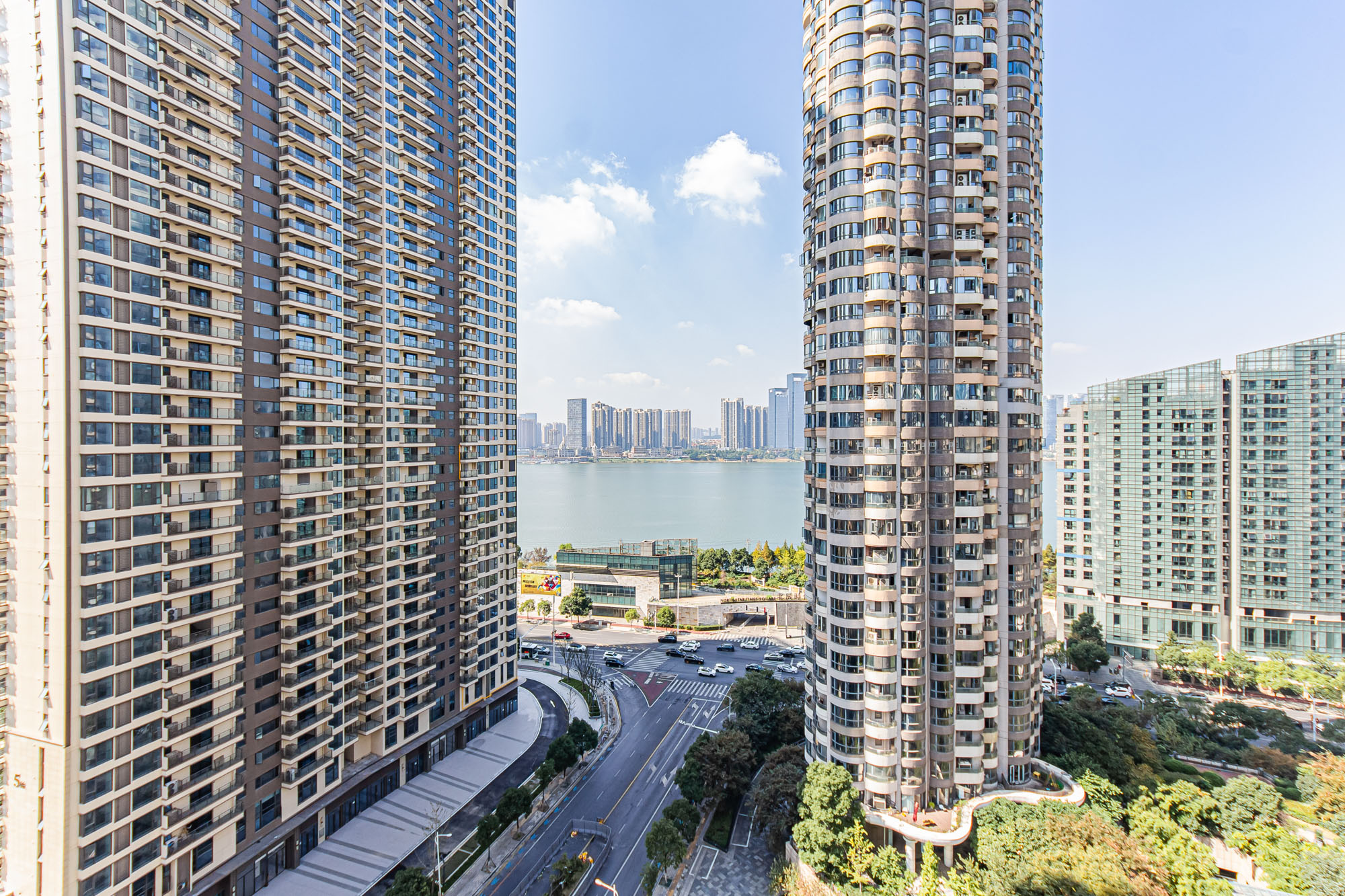 北辰三角洲D3区  3室2厅1卫   168.00万其他