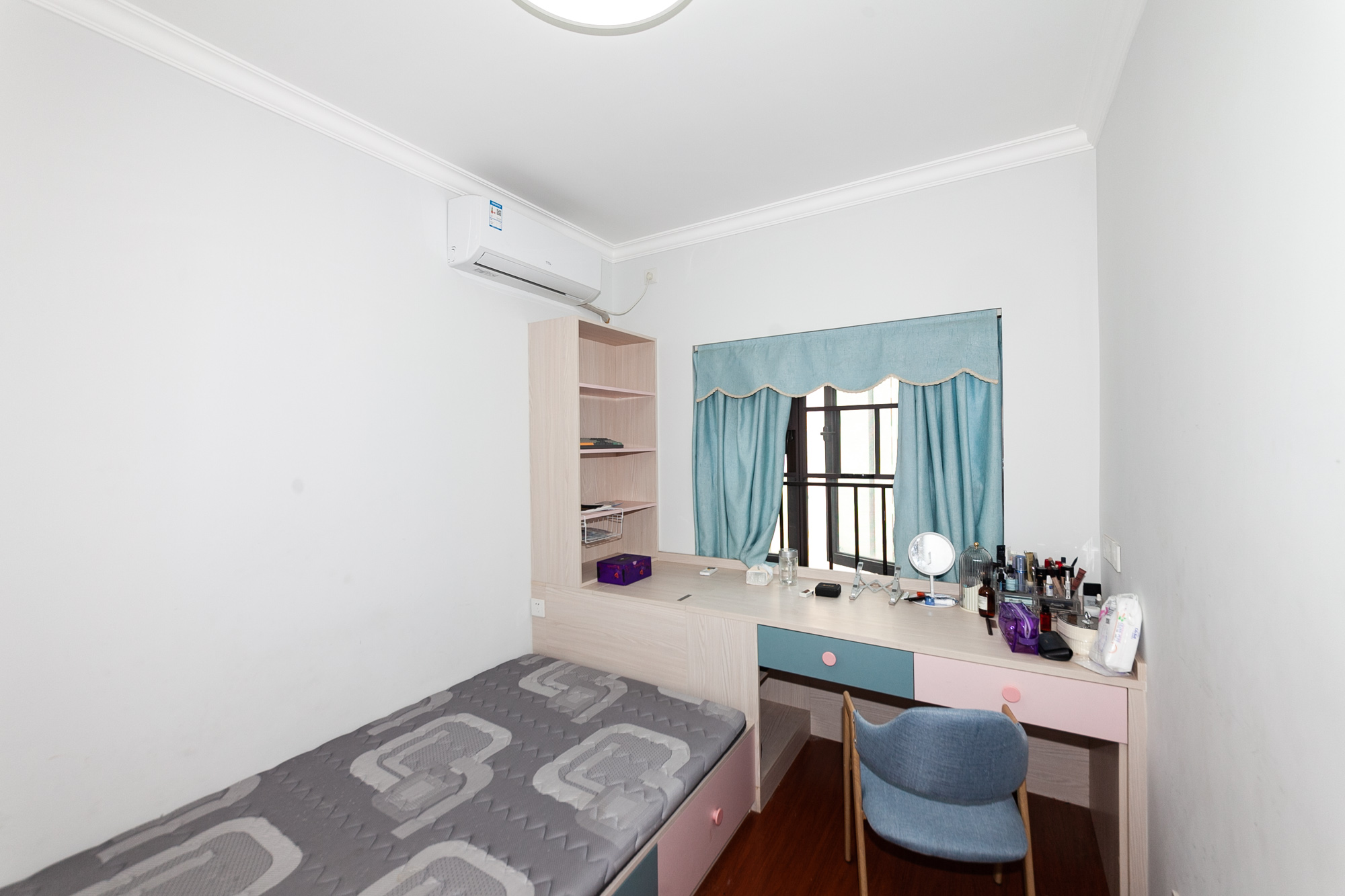 时代倾城三期 2室2厅1卫 91.8万 时代倾城三期 2室2厅1卫 91.8万卧室