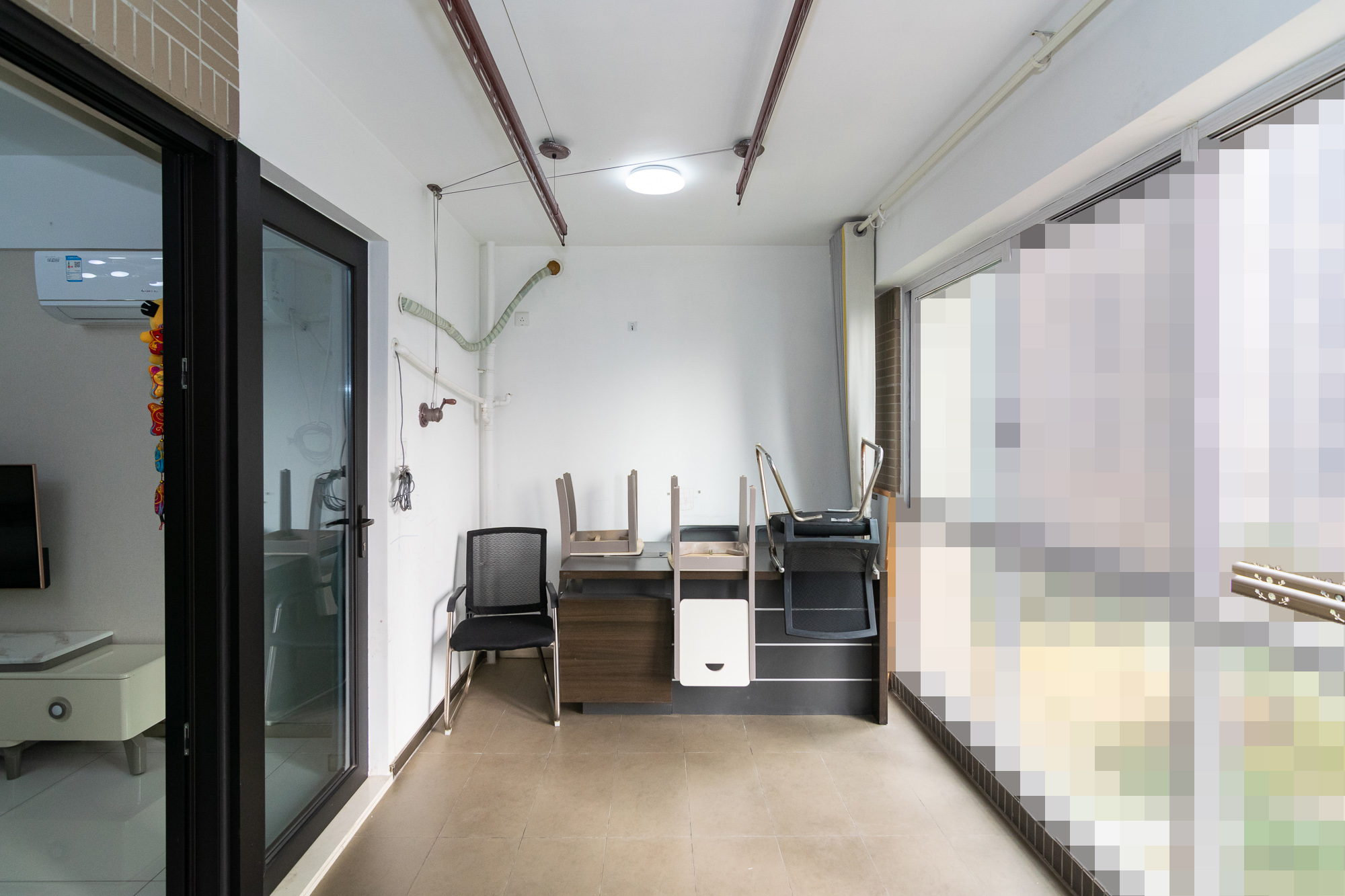 时代倾城三期 2室2厅1卫 80.0万 时代倾城三期 2室2厅1卫 80.0万阳台