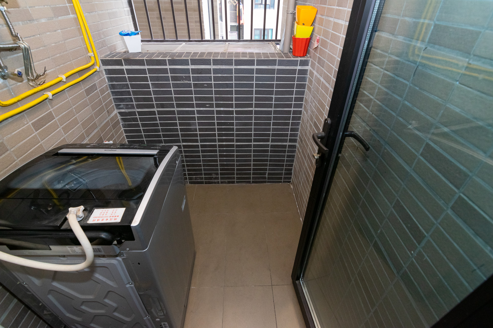 时代倾城三期 2室2厅1卫 80.0万 时代倾城三期 2室2厅1卫 80.0万阳台