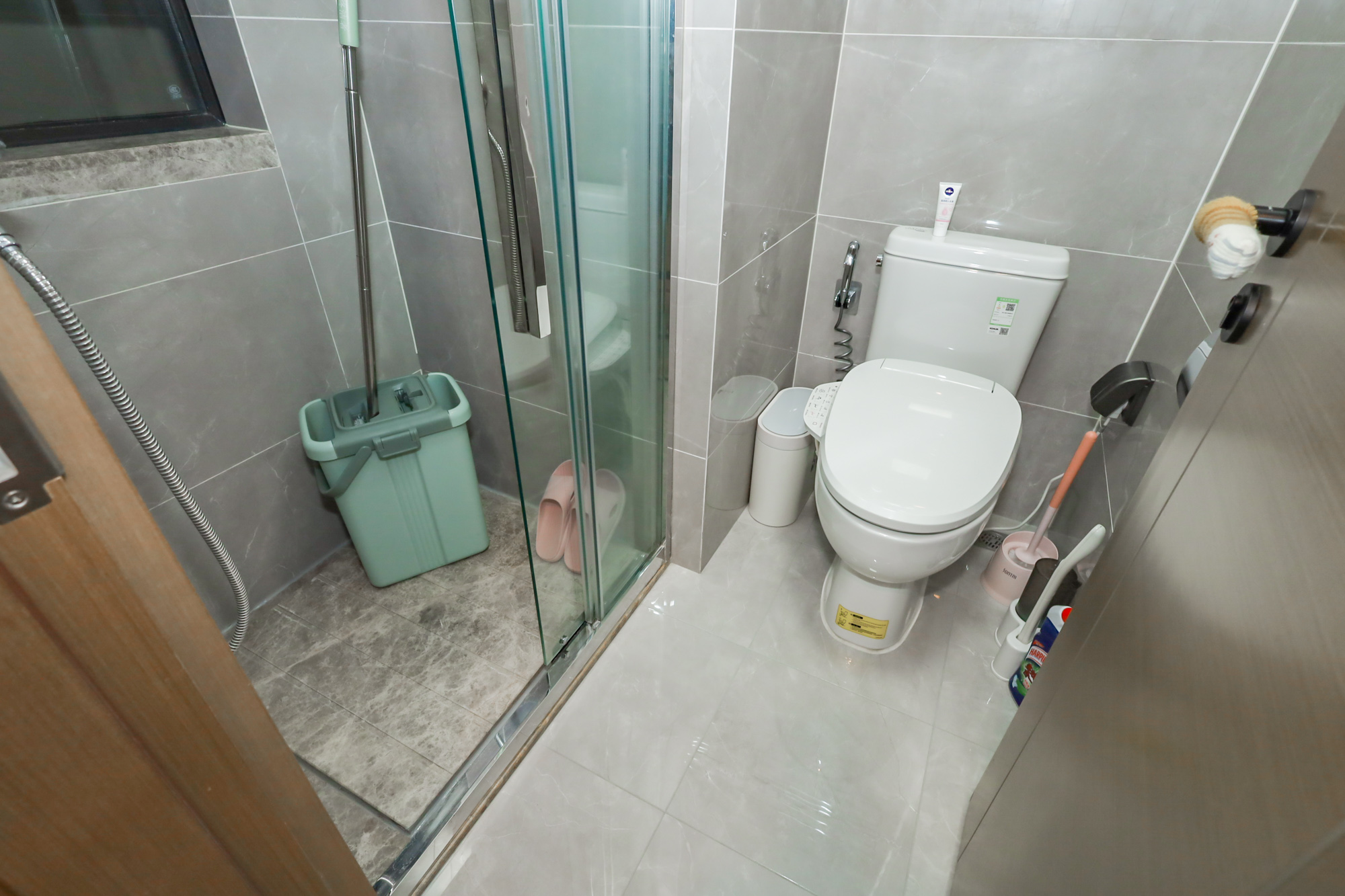 万科里金域国际  4室2厅2卫    318.0万卫生间