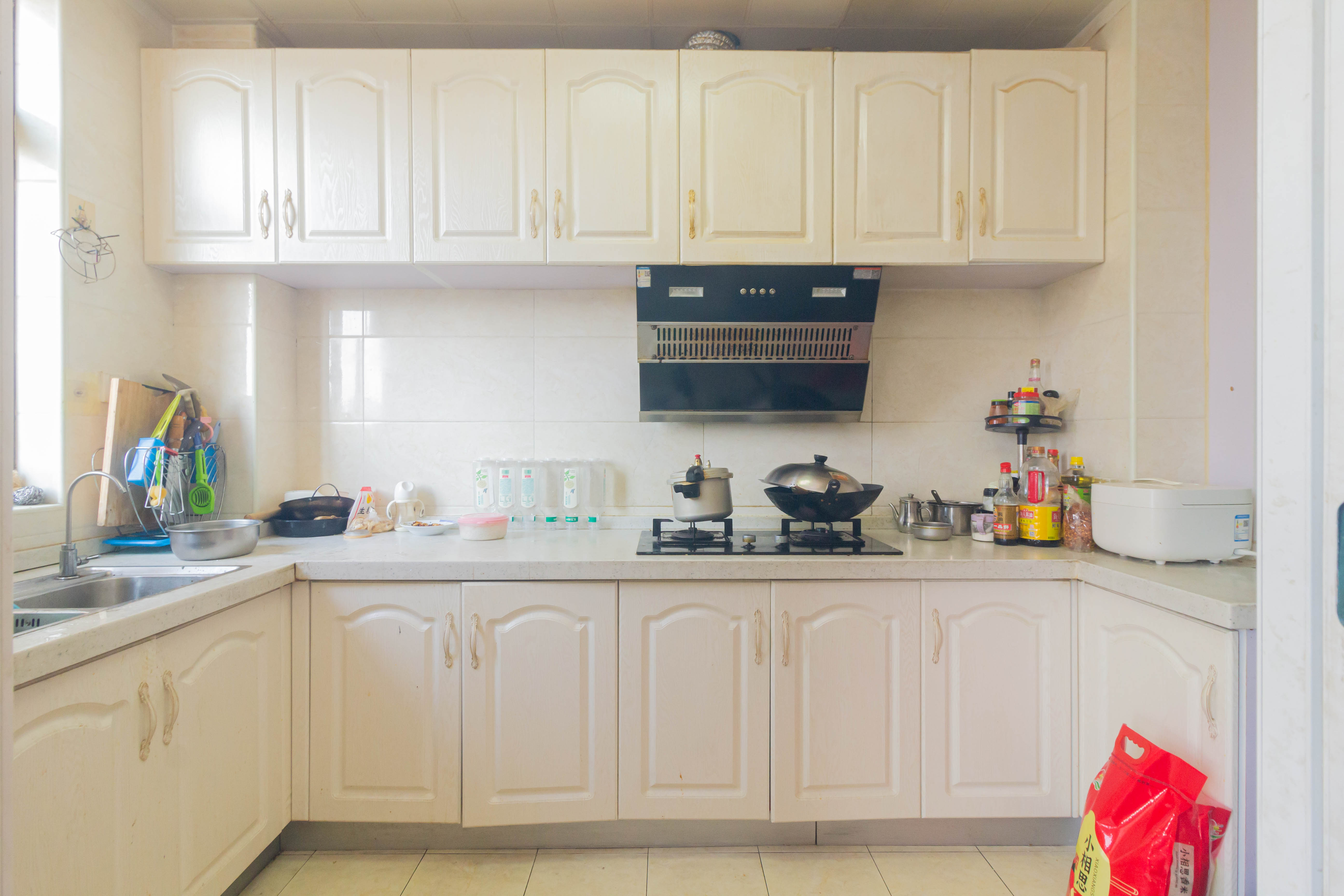 康桥长郡 4室2厅2卫 90.0万 康桥长郡 4室2厅2卫 90.0万厨房