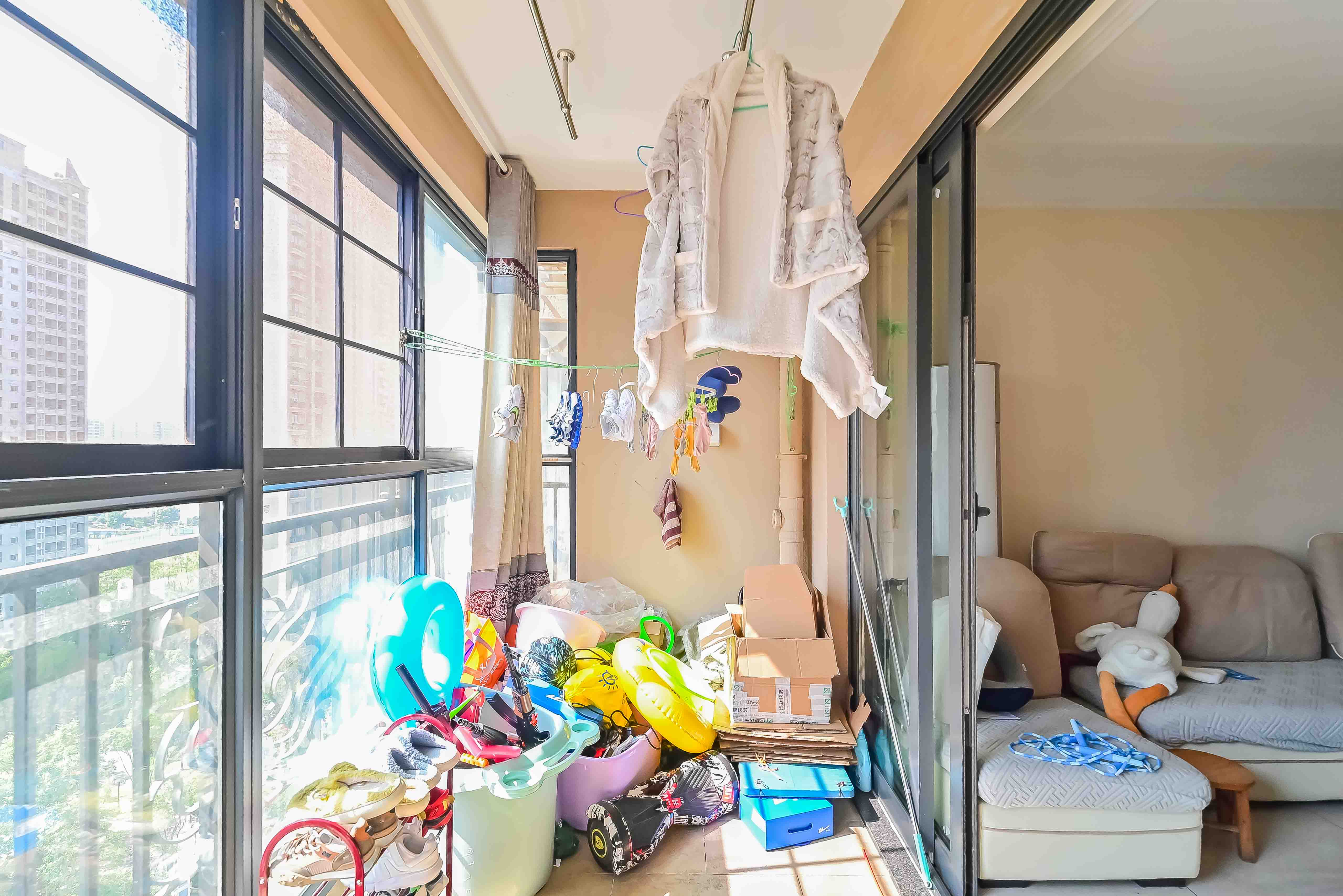 恒大国际广场  3室2厅1卫    135.0万其他