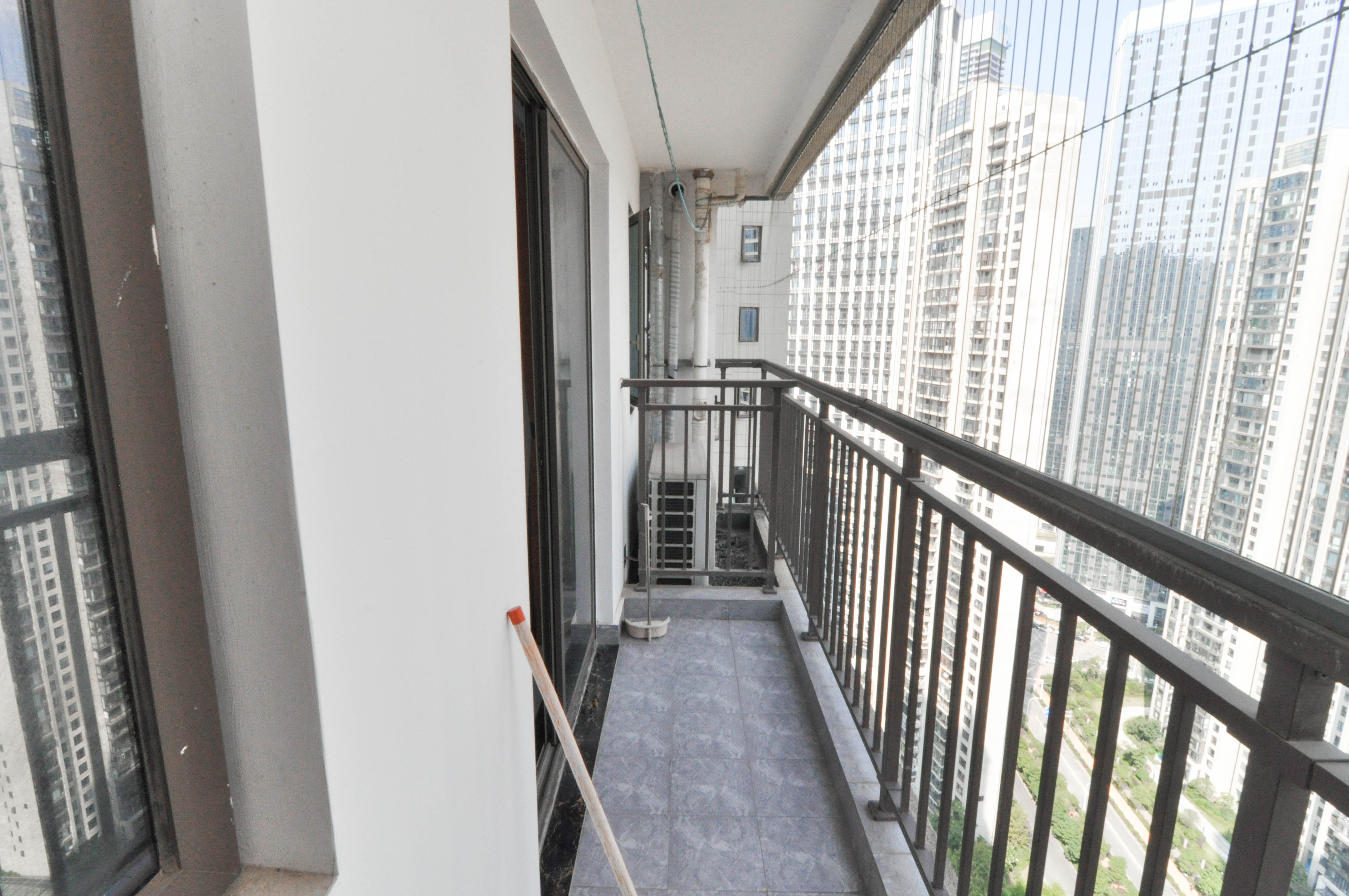 梅溪湖金茂湾  4室2厅2卫    180.0万 梅溪湖金茂湾  4室2厅2卫    180.0万其他