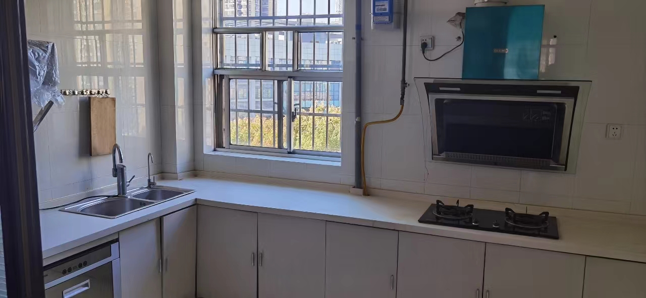 天台小区 4室2厅2卫 56.50万 天台小区 4室2厅2卫 56.50万室内图