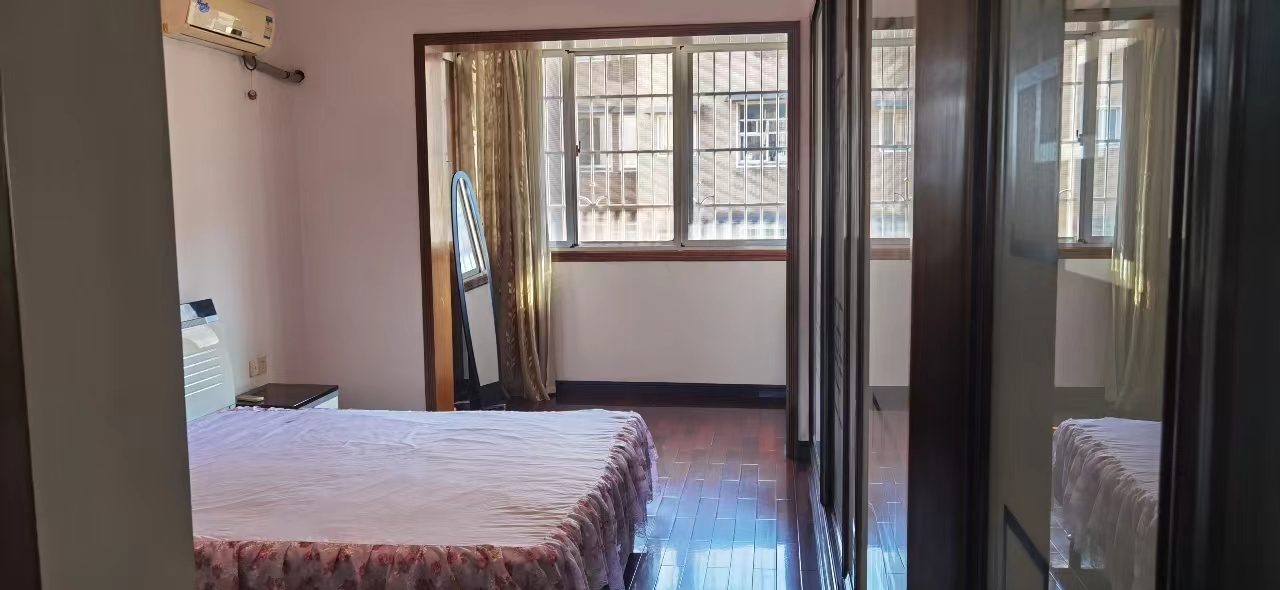 天台小区 4室2厅2卫 56.50万 天台小区 4室2厅2卫 56.50万室内图