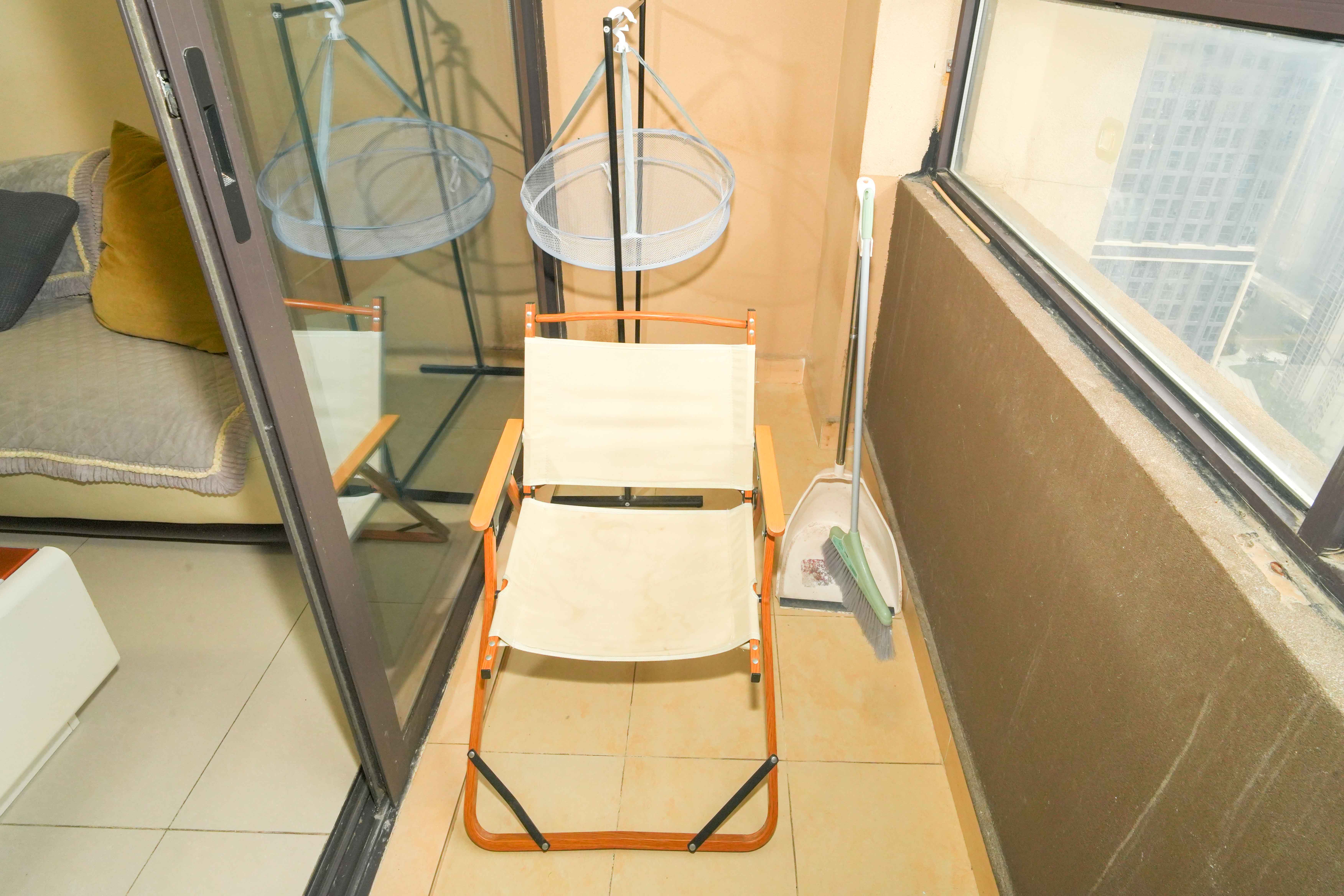 协信星澜汇  2室2厅2卫   106.00万阳台