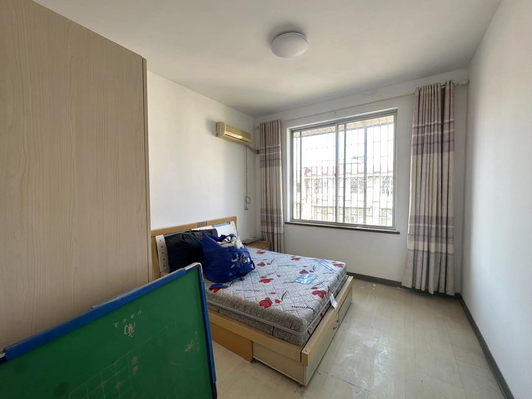 金山小区 3室2厅2卫 52.0万 金山小区 3室2厅2卫 52.0万室内图