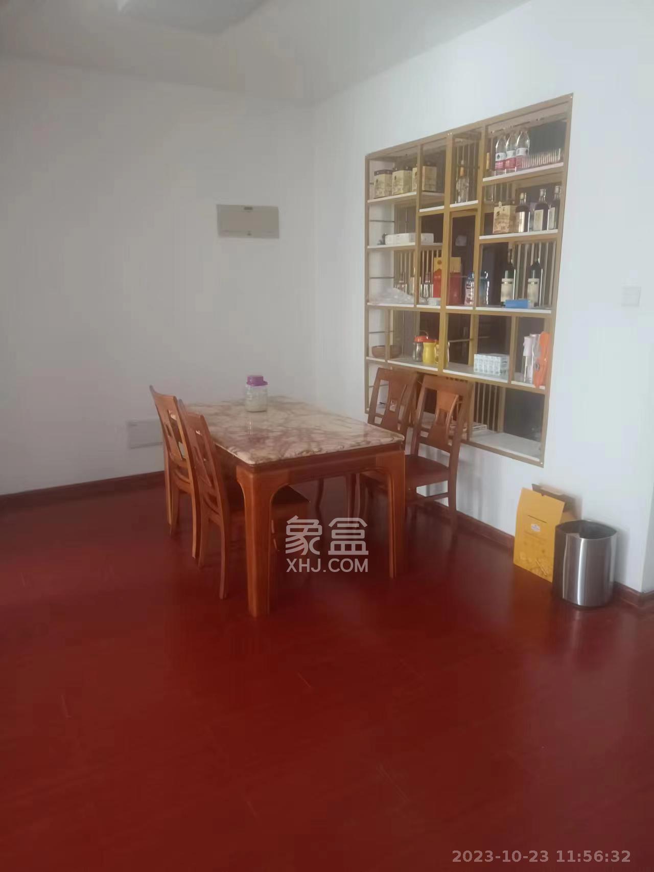 湘江世纪城融江苑  3室2厅2卫   2800.00元/月室内图
