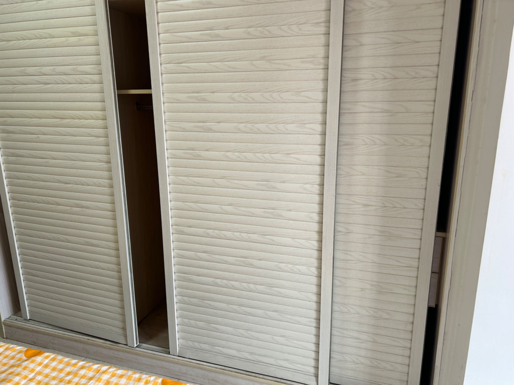 湘岳兰庭  2室2厅1卫   1900.00元/月室内图