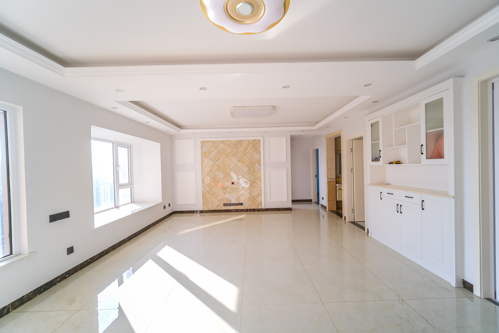 荣盛花语城 3室2厅 96.80万