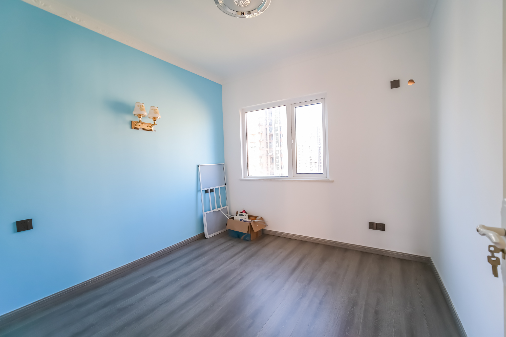 荣盛花语城  3室2厅1卫    96.8万卧室