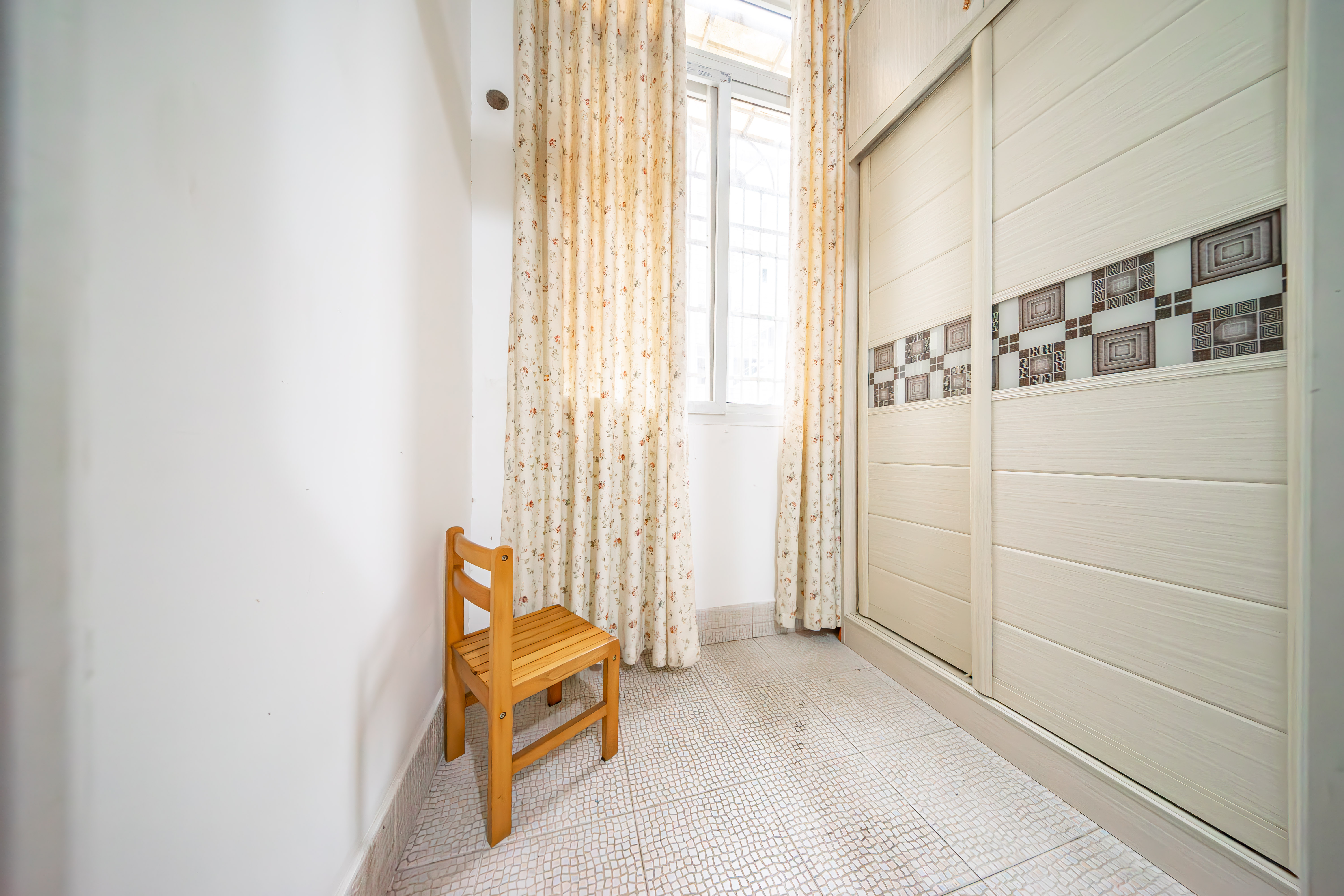 文苑公寓/文联花园（文联路10号）  2室2厅1卫    79.8万卧室