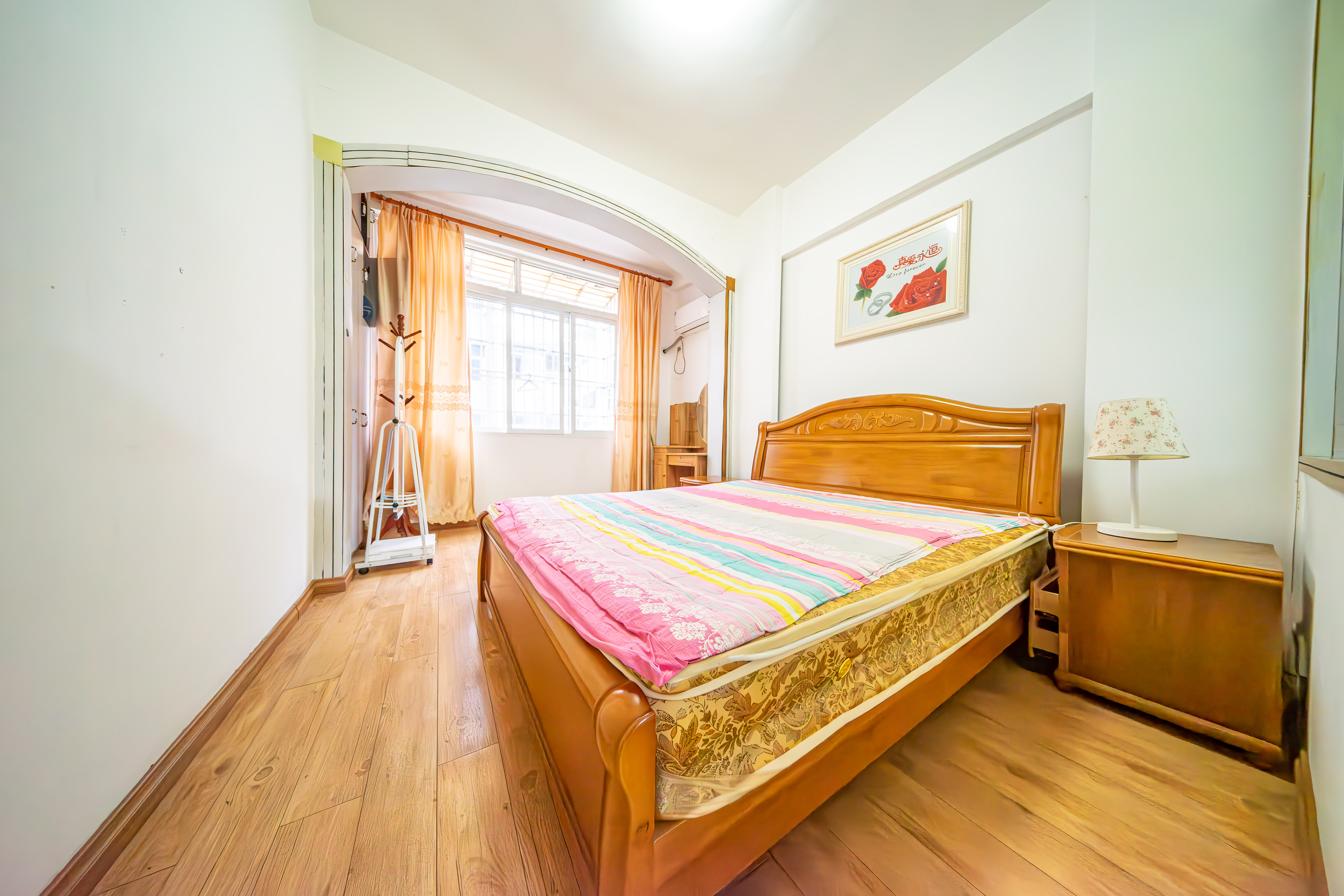 文苑公寓/文联花园（文联路10号）  2室2厅1卫    79.8万卧室