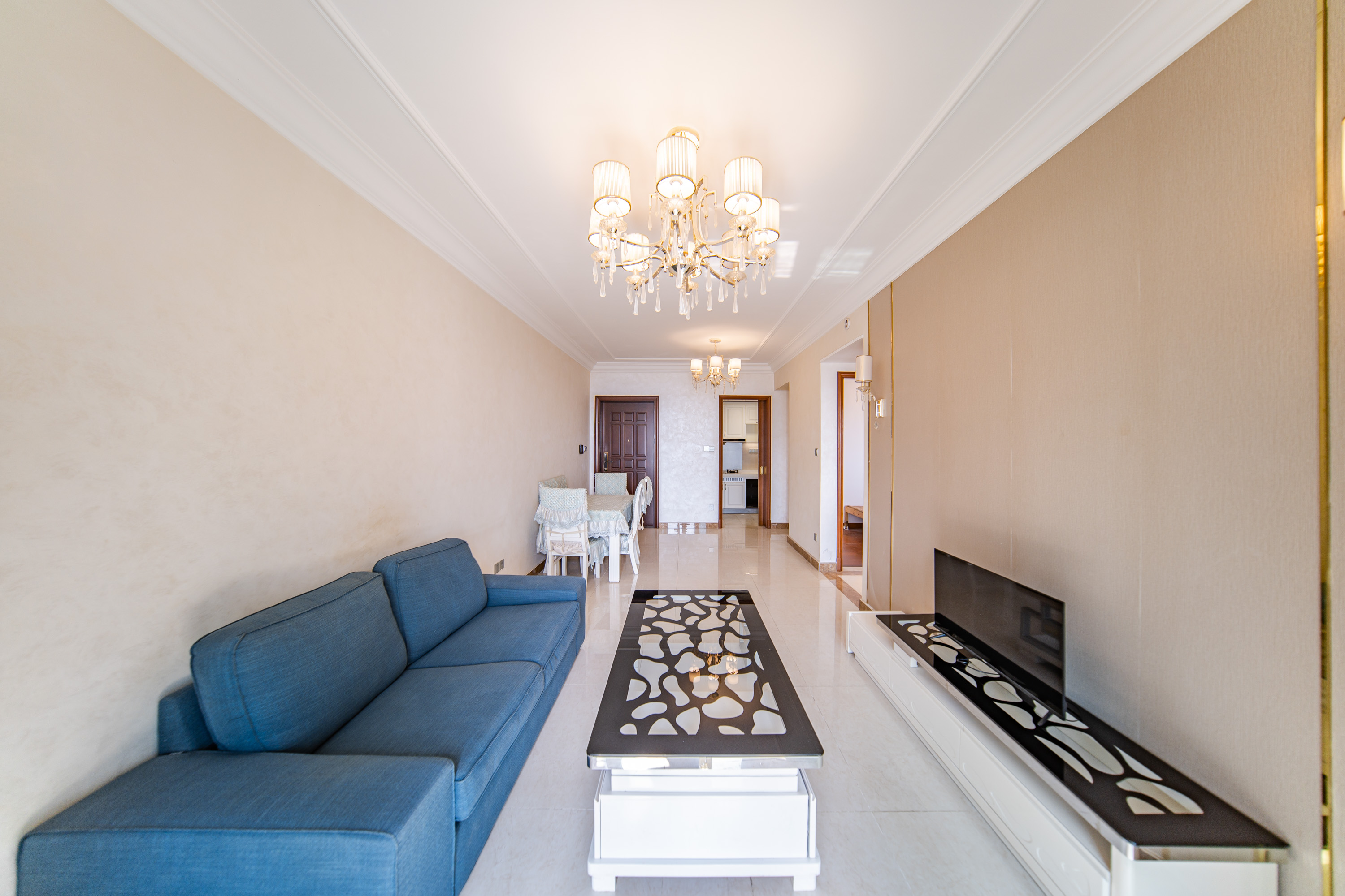 恒大文化旅游城A区  2室2厅1卫    55.0万 恒大文化旅游城A区  2室2厅1卫    55.0万客厅