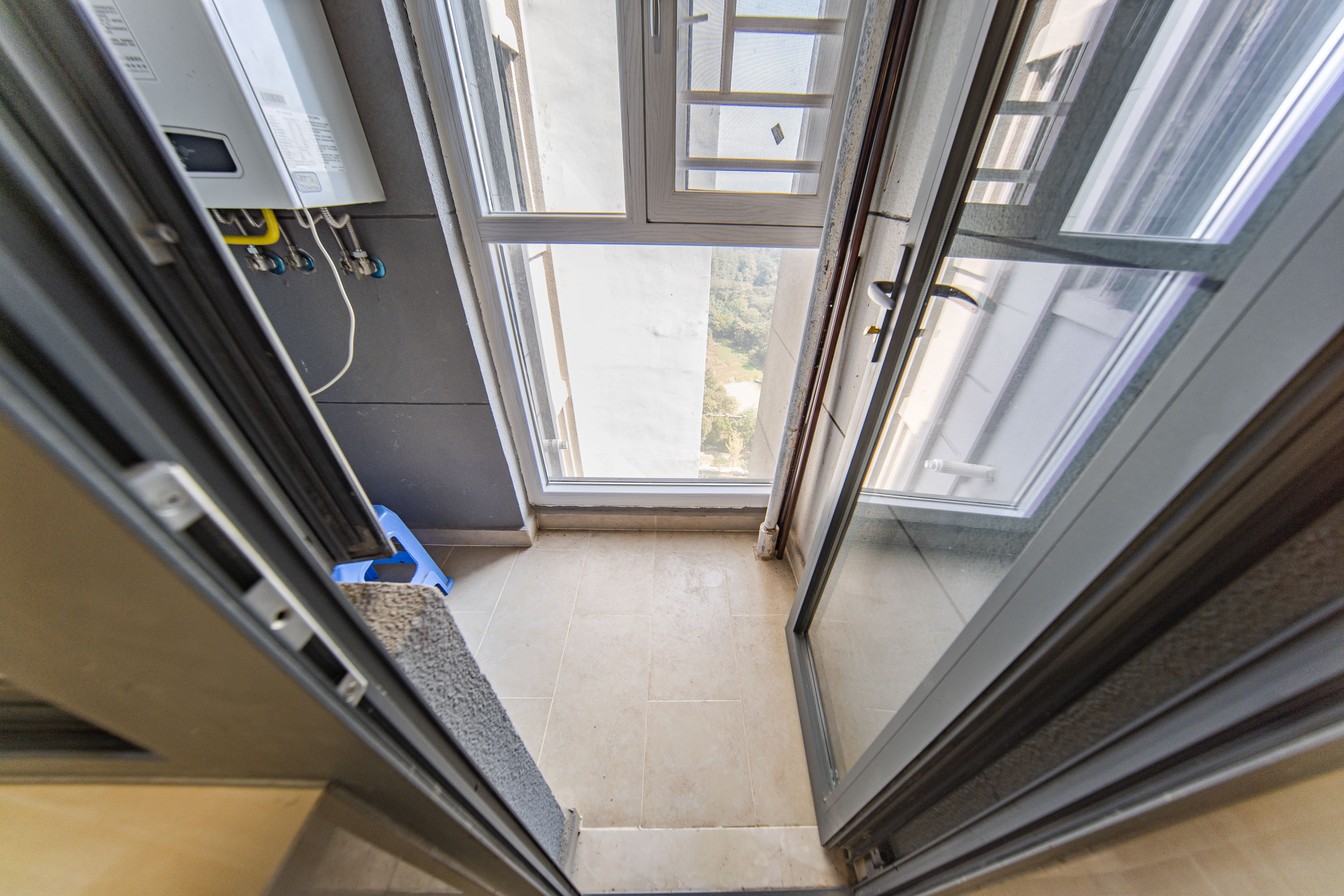 恒大文化旅游城A区  2室2厅1卫    55.0万 恒大文化旅游城A区  2室2厅1卫    55.0万阳台