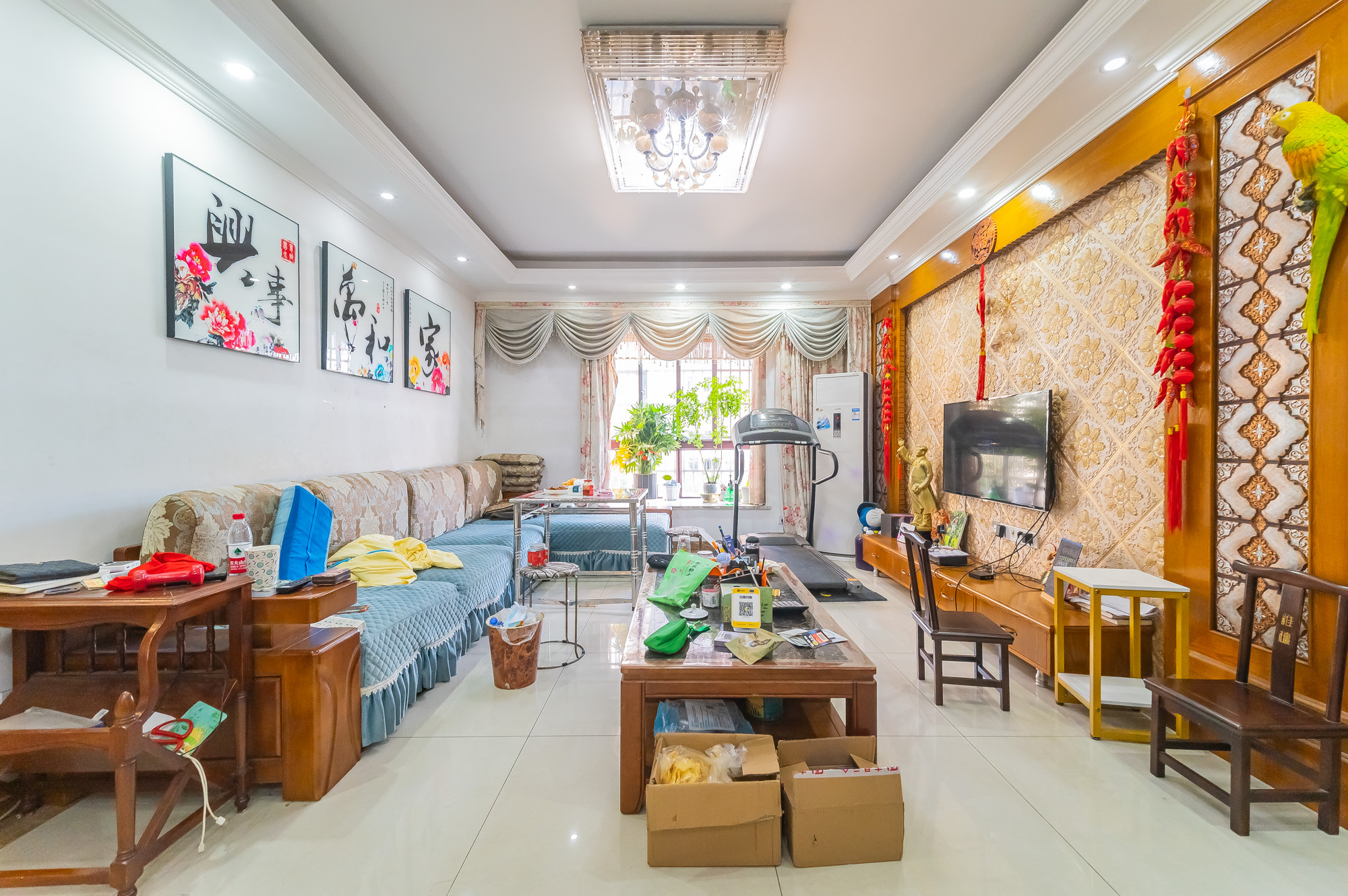 圆梦康乐城  4室2厅1卫    98.8万 圆梦康乐城  4室2厅1卫    98.8万客厅