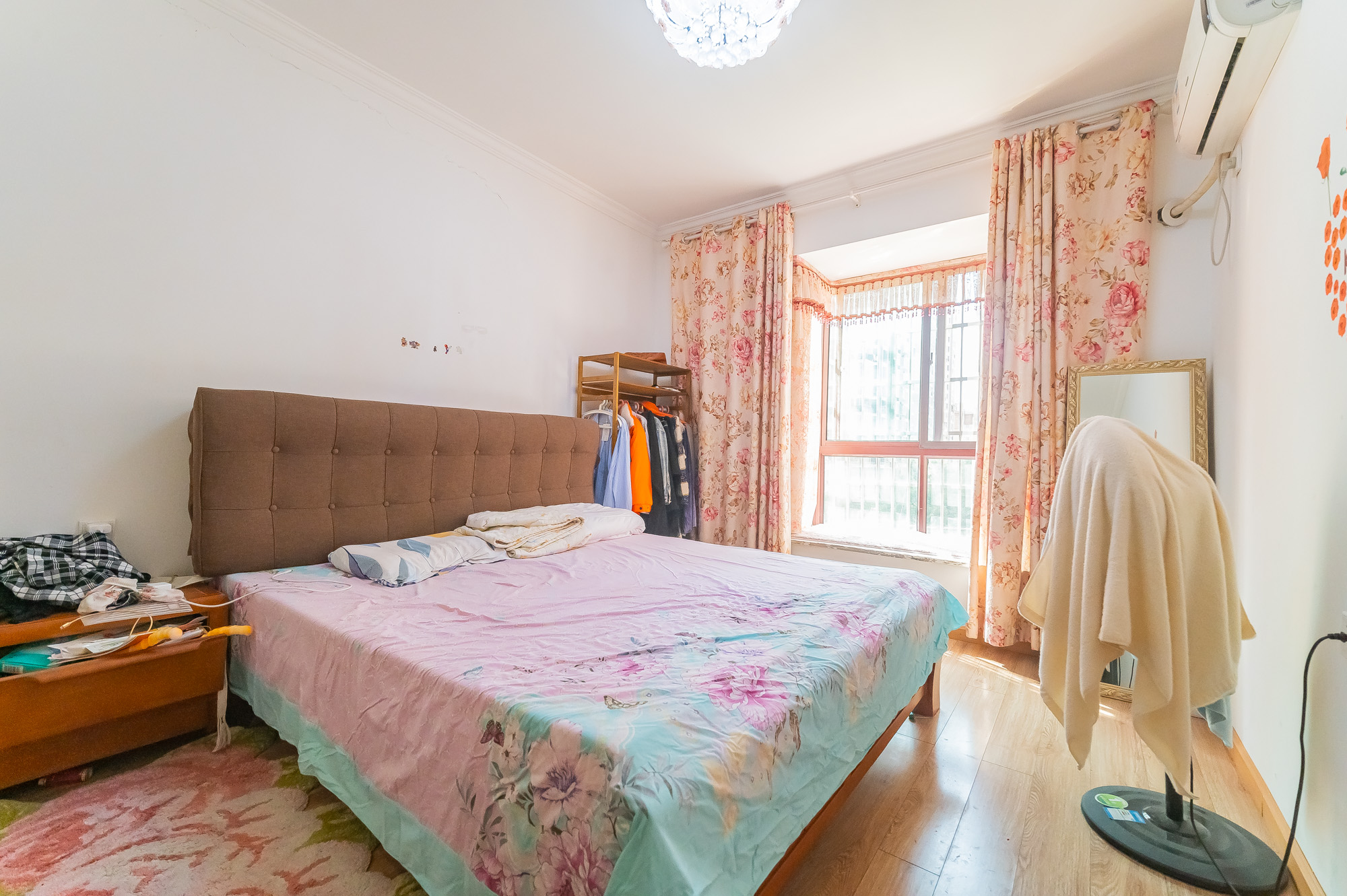 圆梦康乐城  4室2厅1卫    98.8万 圆梦康乐城  4室2厅1卫    98.8万卧室