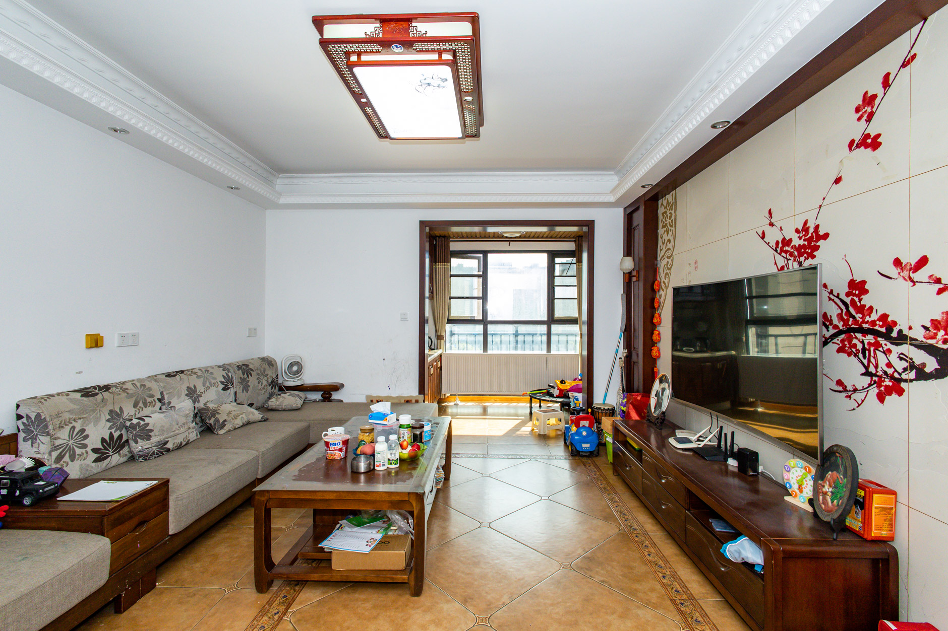 国泰九龙湾 4室2厅2卫 150.0万 国泰九龙湾 4室2厅2卫 150.0万客厅