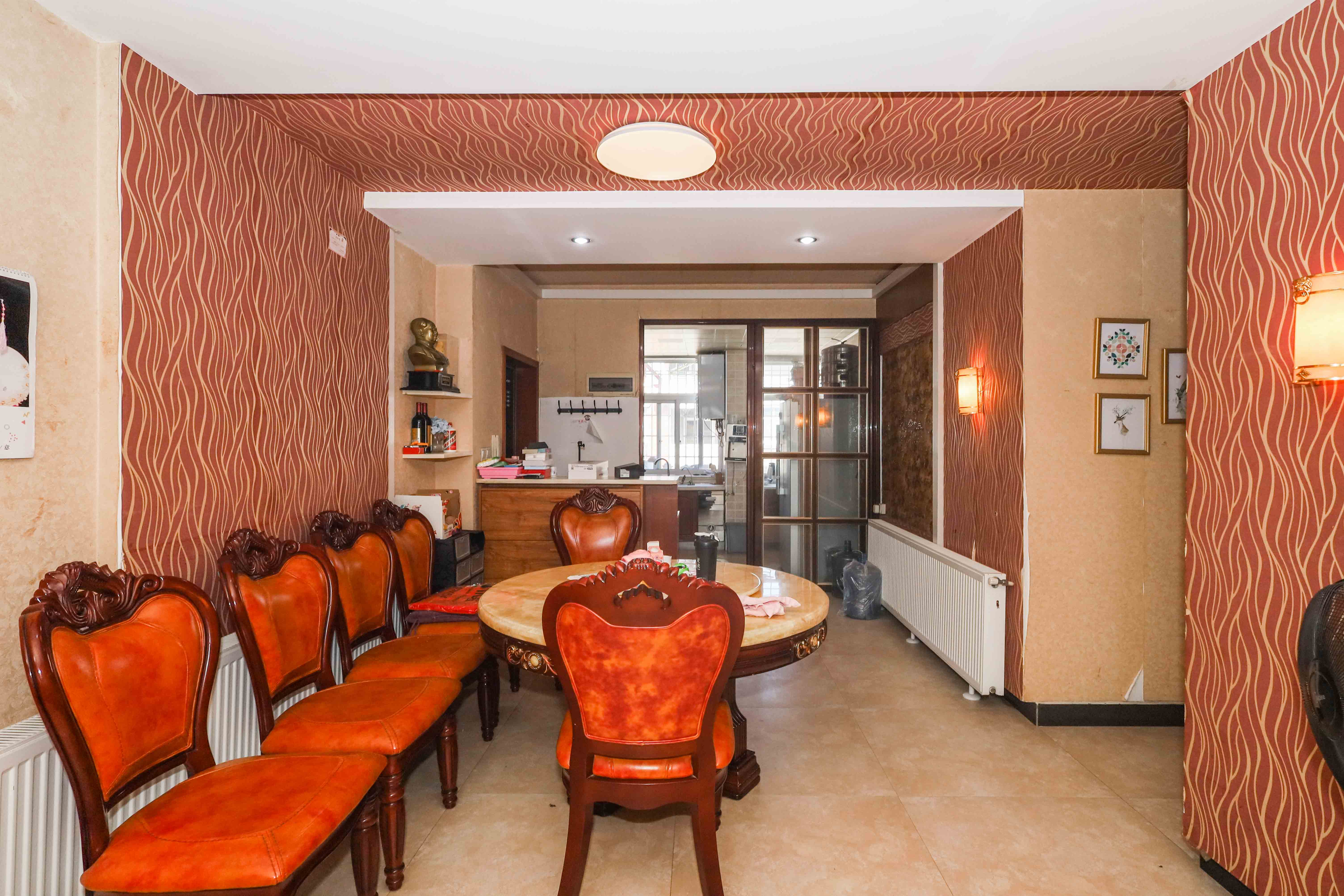 山水英伦 4室2厅2卫 150.0万 山水英伦 4室2厅2卫 150.0万其他