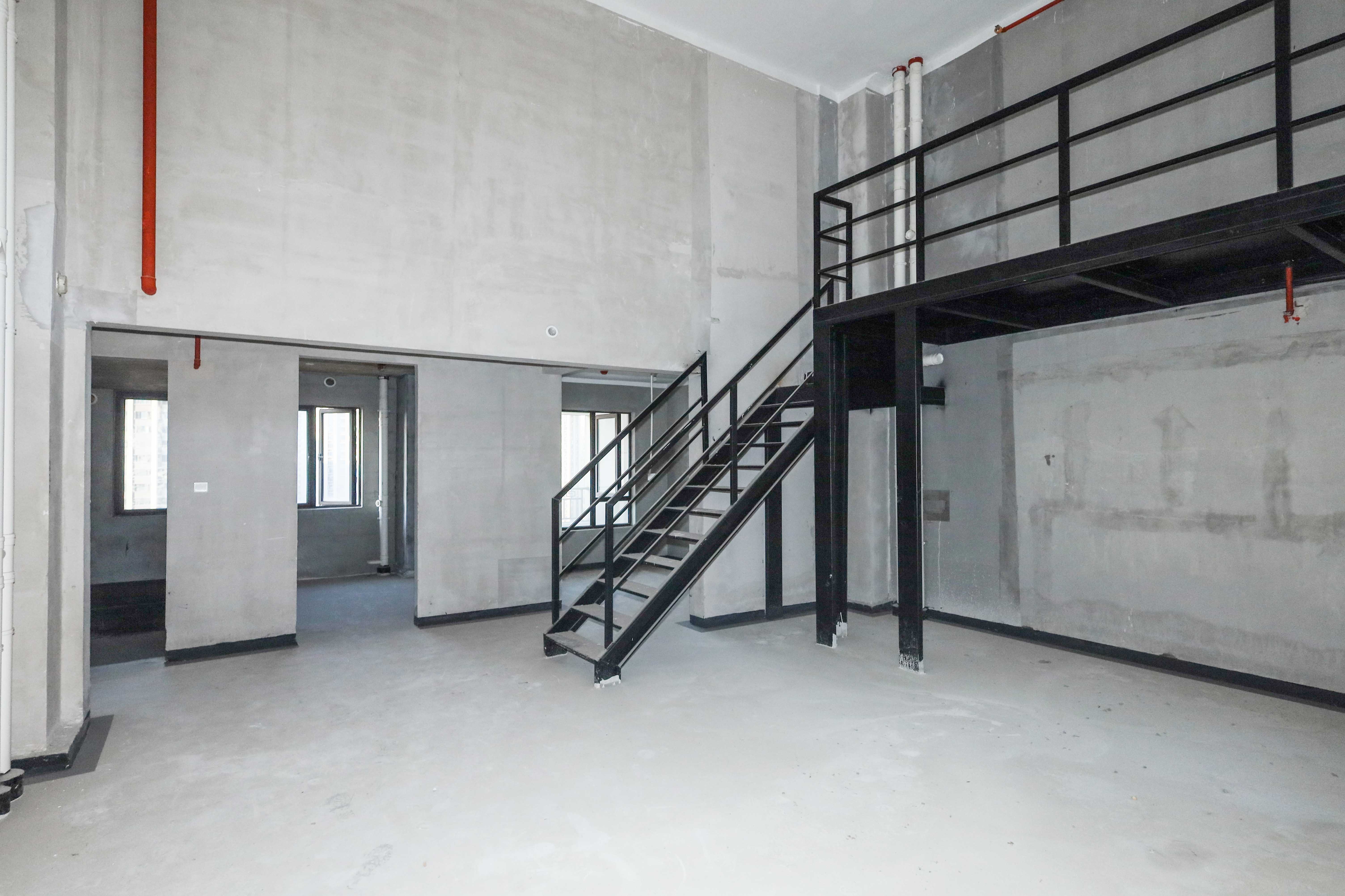 建发央著  4室2厅2卫   320.00万