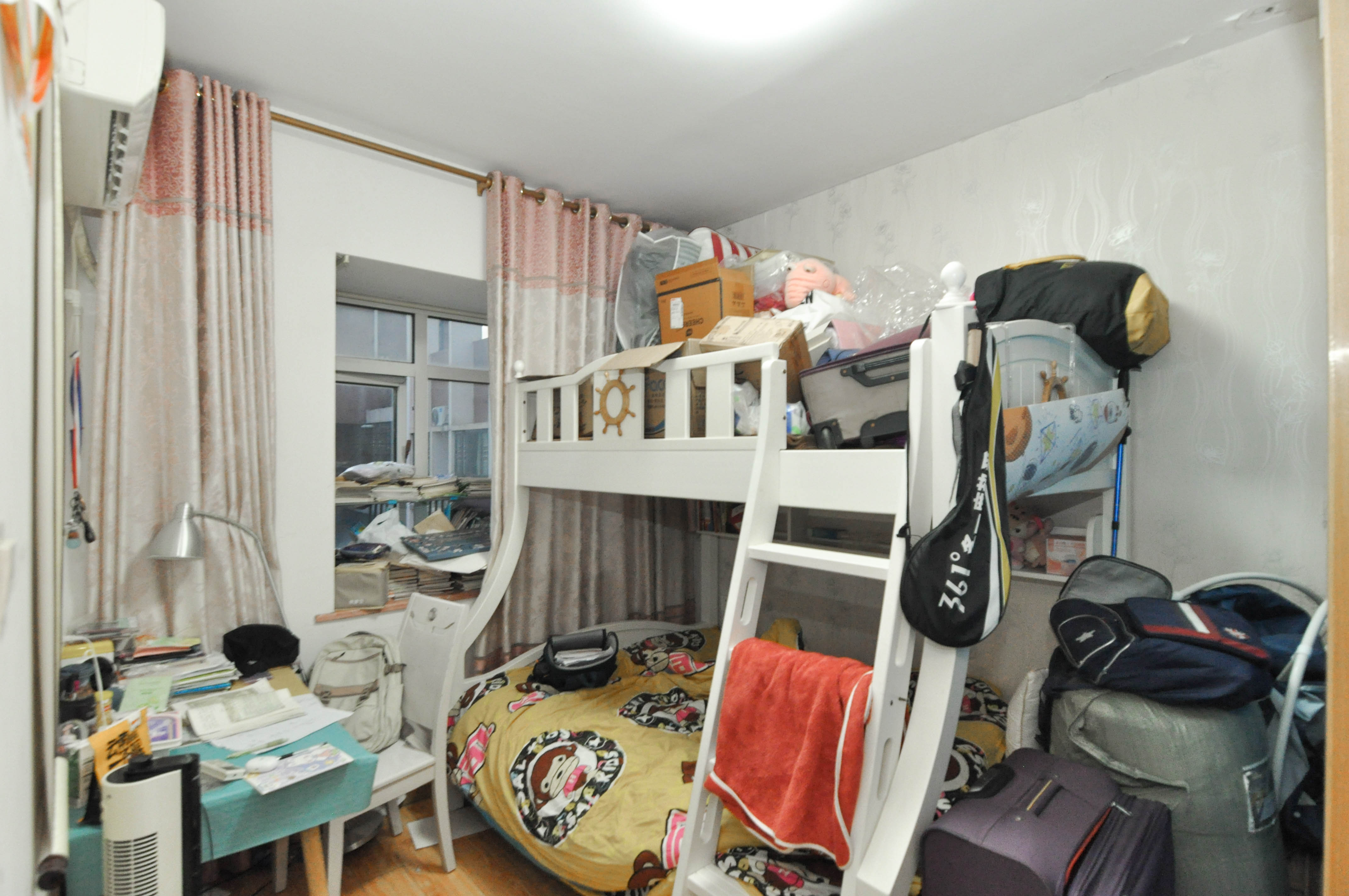 西点公园里  2室2厅1卫   106.00万其他