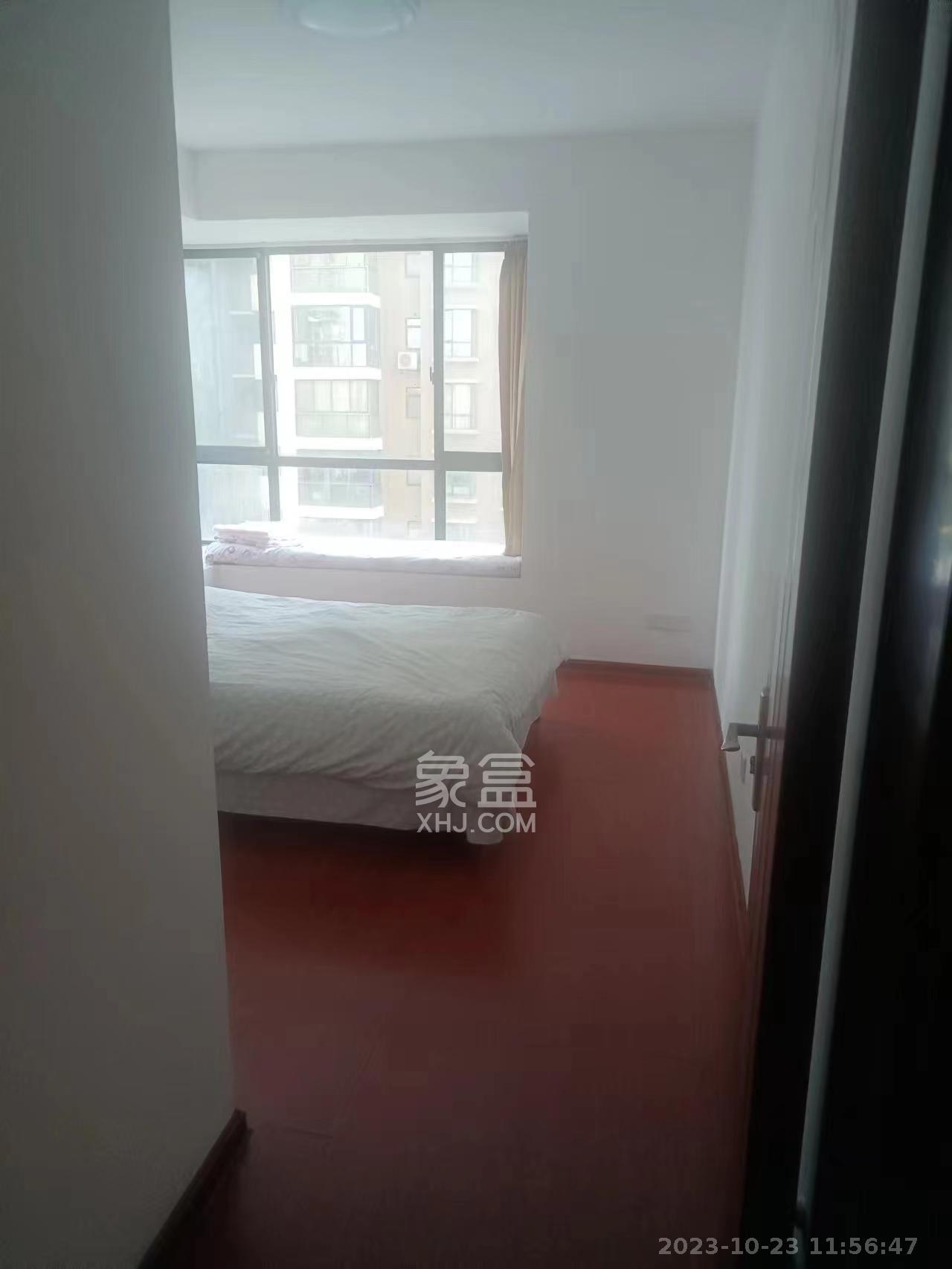 湘江世纪城融江苑  3室2厅2卫   2800.00元/月室内图