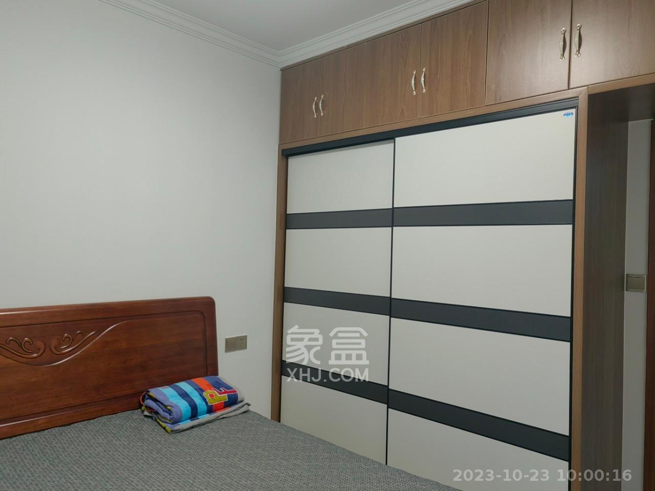 中悦领秀城  2室2厅1卫   1600.00元/月室内图