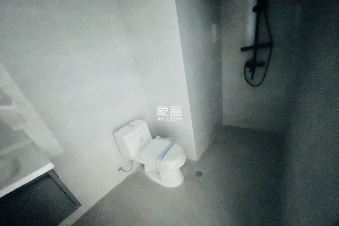 富力新天地三期 1室1厅1卫 1300.00元/月 富力新天地三期 1室1厅1卫 1300.00元/月室内图