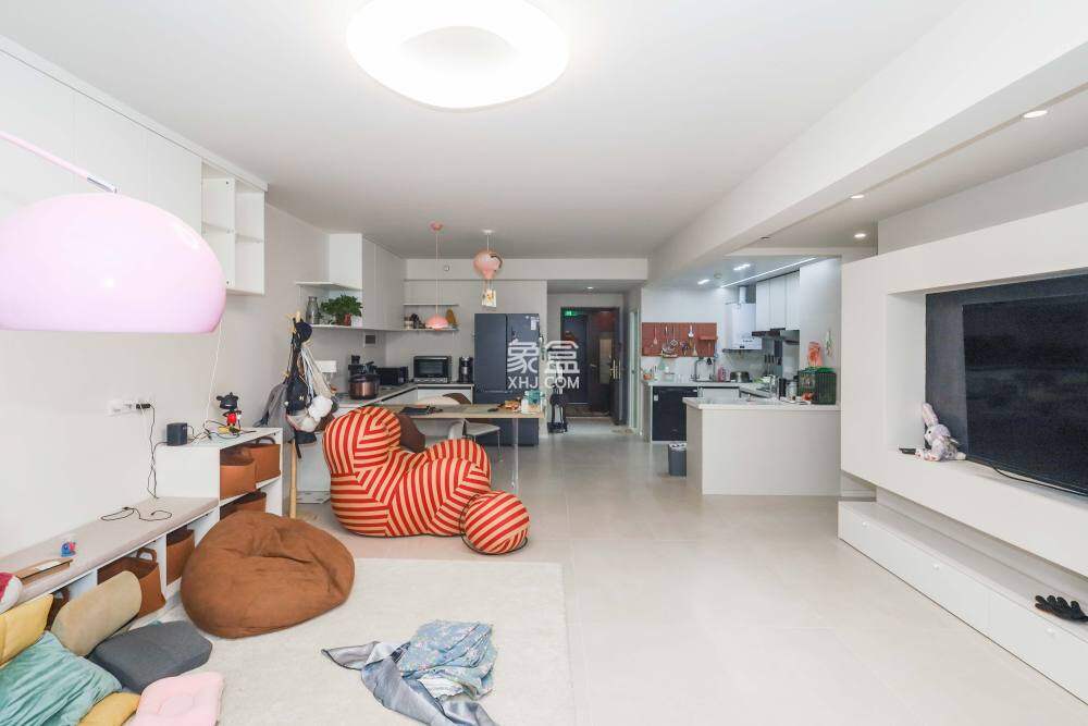 建发央著  4室2厅2卫   195.00万