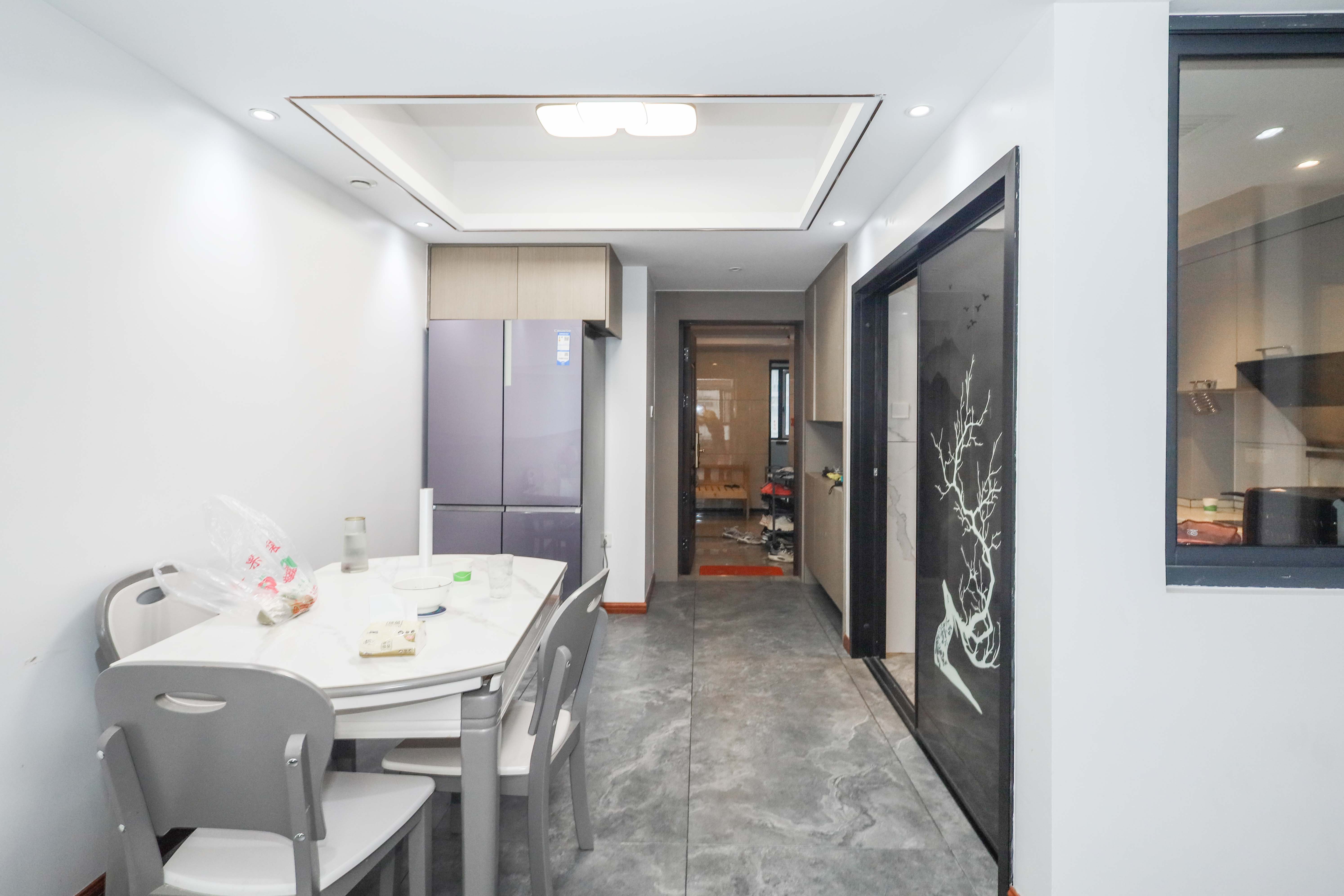 建发央著  3室2厅2卫   181.00万其他