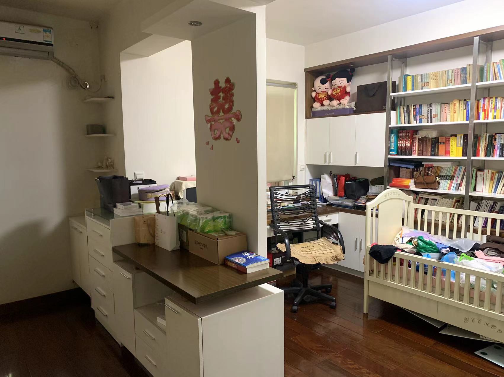 湘银二期世纪花园 5室2厅2卫 75.0万 湘银二期世纪花园 5室2厅2卫 75.0万室内图