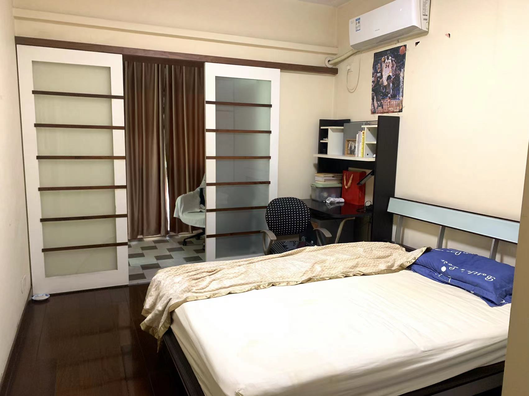 湘银二期世纪花园 5室2厅2卫 75.0万 湘银二期世纪花园 5室2厅2卫 75.0万室内图