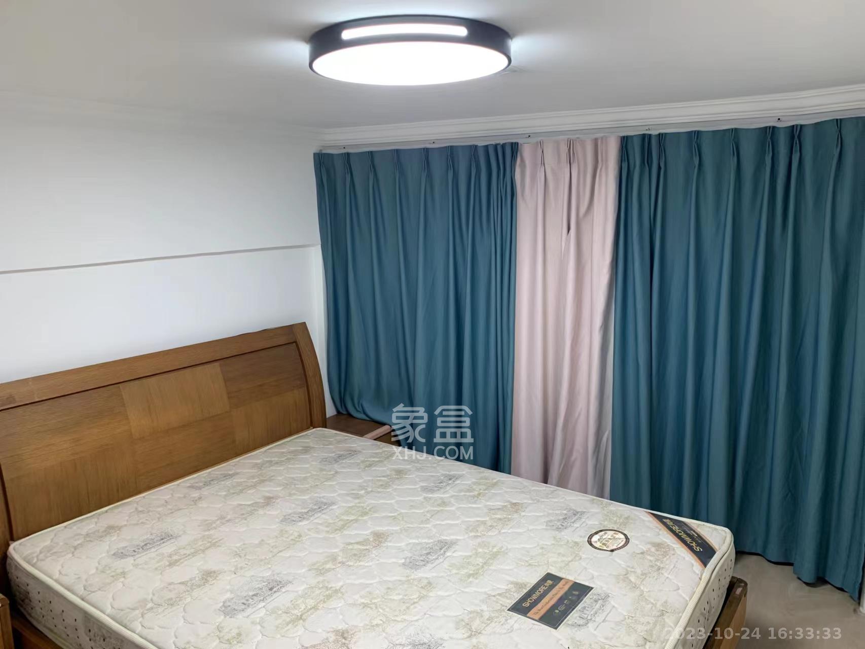 港湘鉑玥（天園地芳國(guó)際珠寶城）  2室2廳1衛(wèi)   1600.00元/月室內(nèi)圖