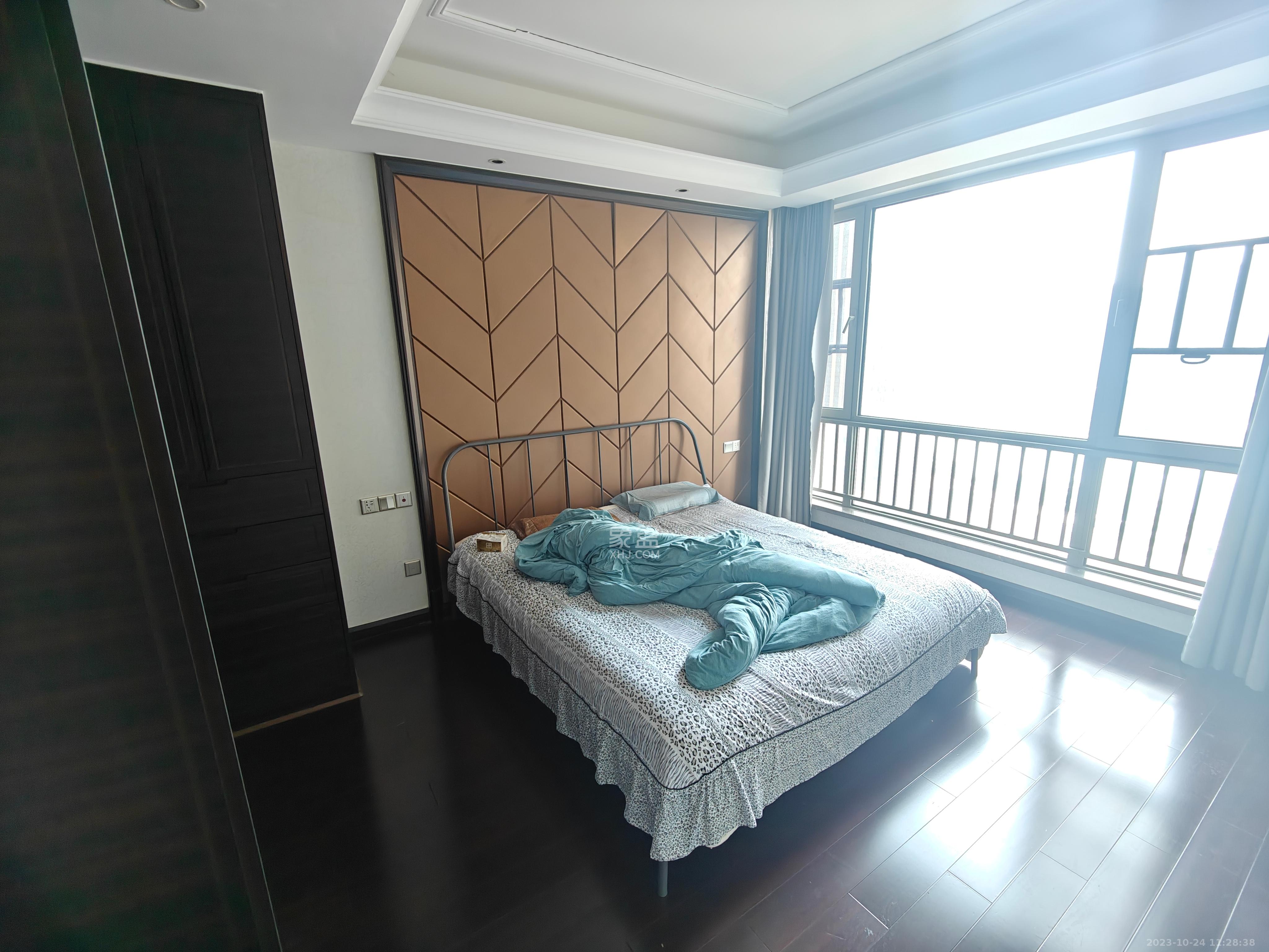 梅溪湖金茂府(金茂广场)(金茂览秀城) 4室2厅2卫 4500.00元/月 梅溪湖金茂府(金茂广场)(金茂览秀城) 4室2厅2卫 4500.00元/月室内图