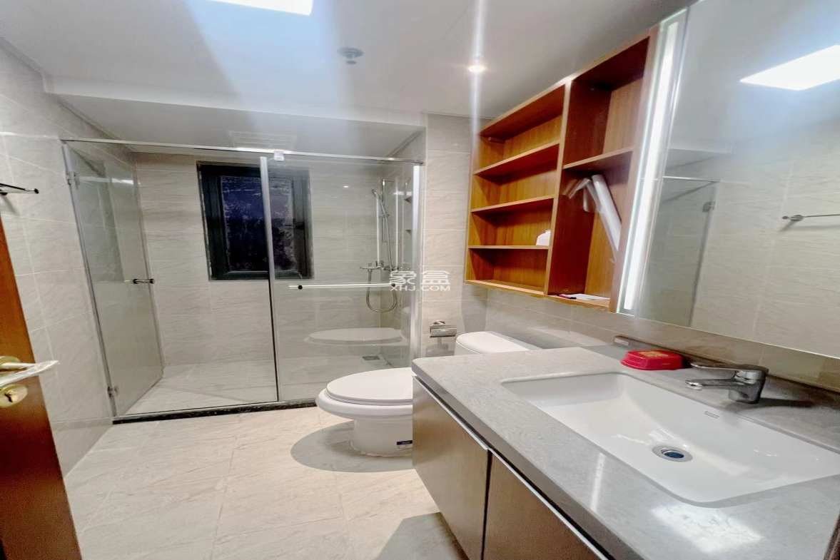 恒大滨河左岸 3室2厅1卫 3200.00元/月 恒大滨河左岸 3室2厅1卫 3200.00元/月室内图