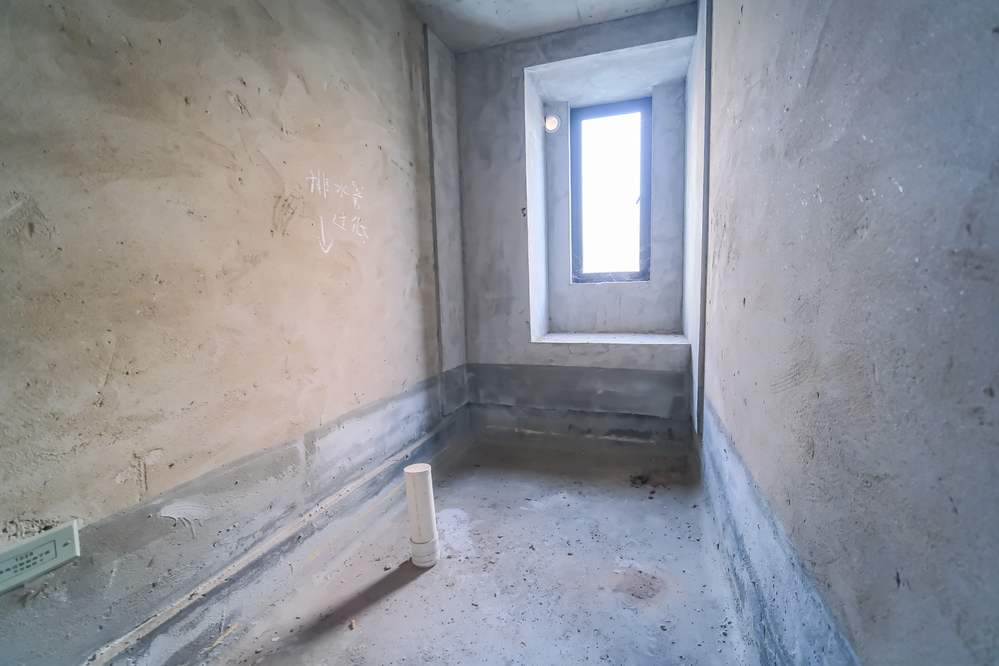 合能枫丹新里  4室2厅3卫    180.0万 合能枫丹新里  4室2厅3卫    180.0万卫生间