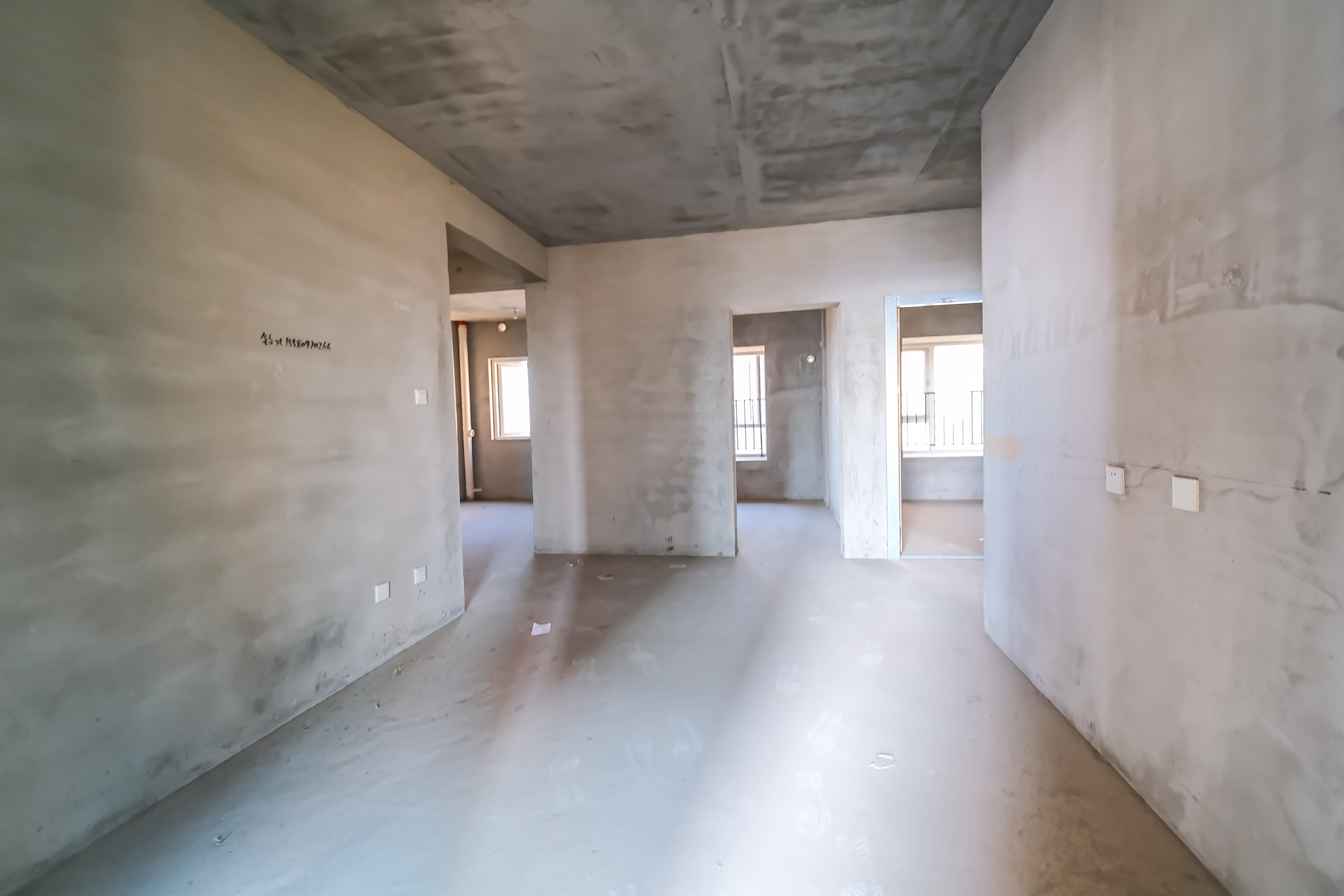 荣盛花语城 3室2厅1卫 66.76万 荣盛花语城 3室2厅1卫 66.76万客厅